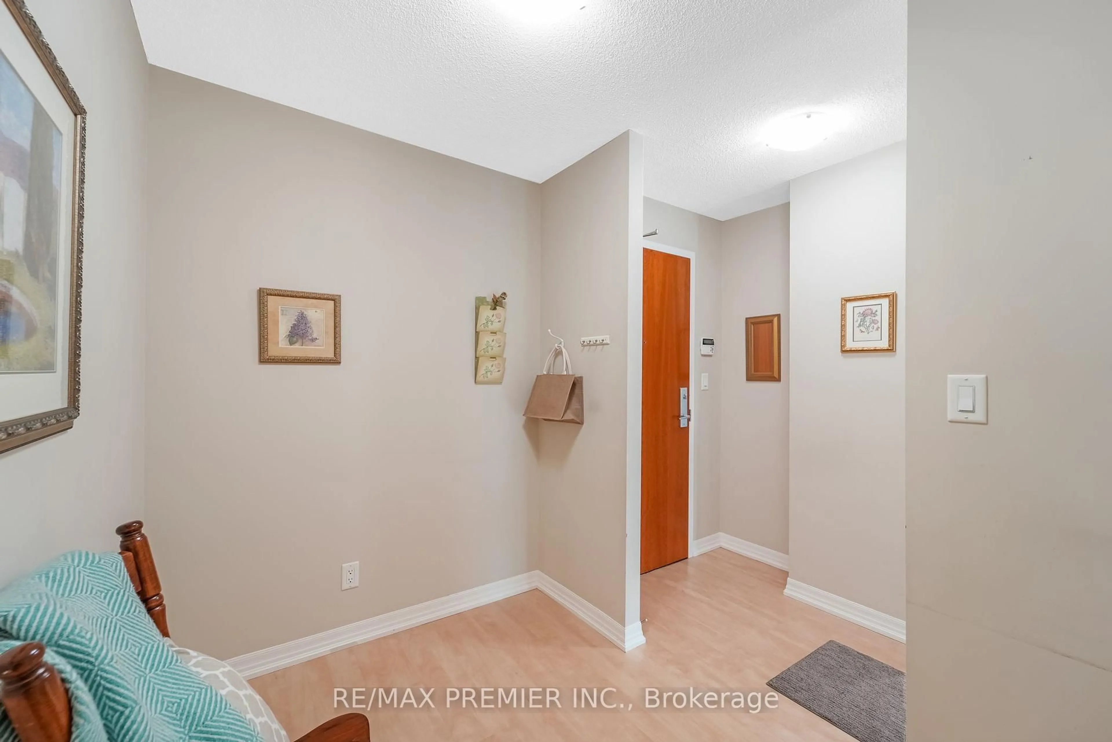 Indoor entryway for 1403 Royal York Rd #216, Toronto Ontario M9P 0A1
