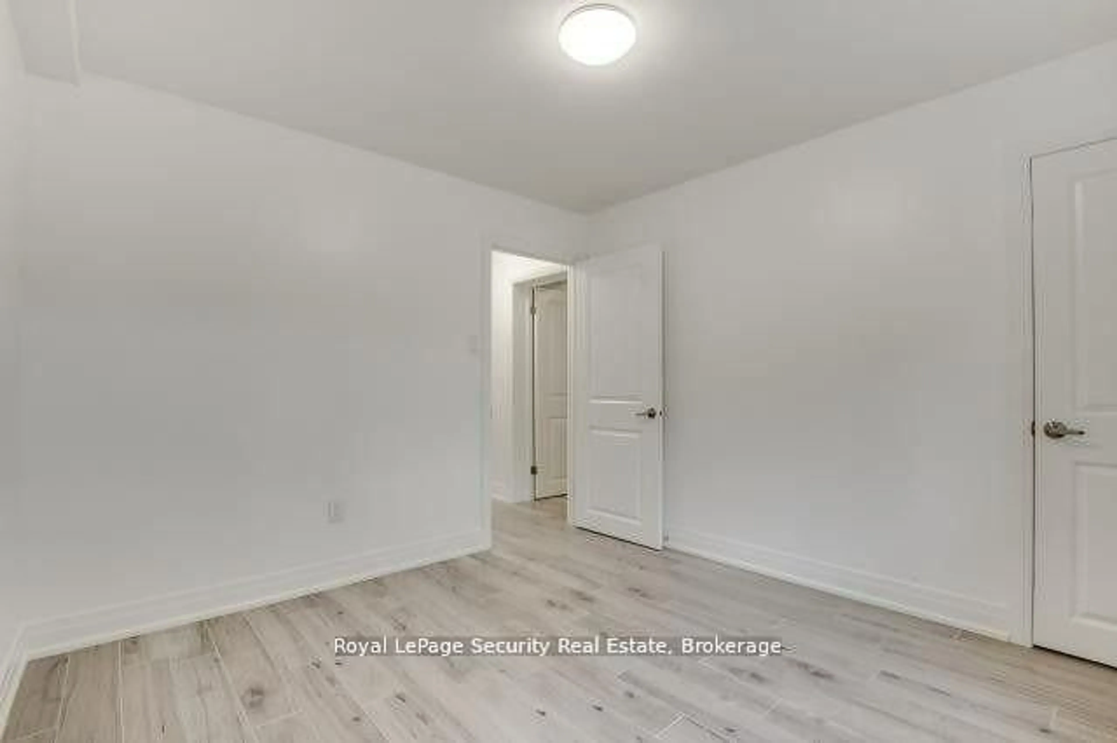 A pic of a room for 148 Portland St, Toronto Ontario M8Y 1B2