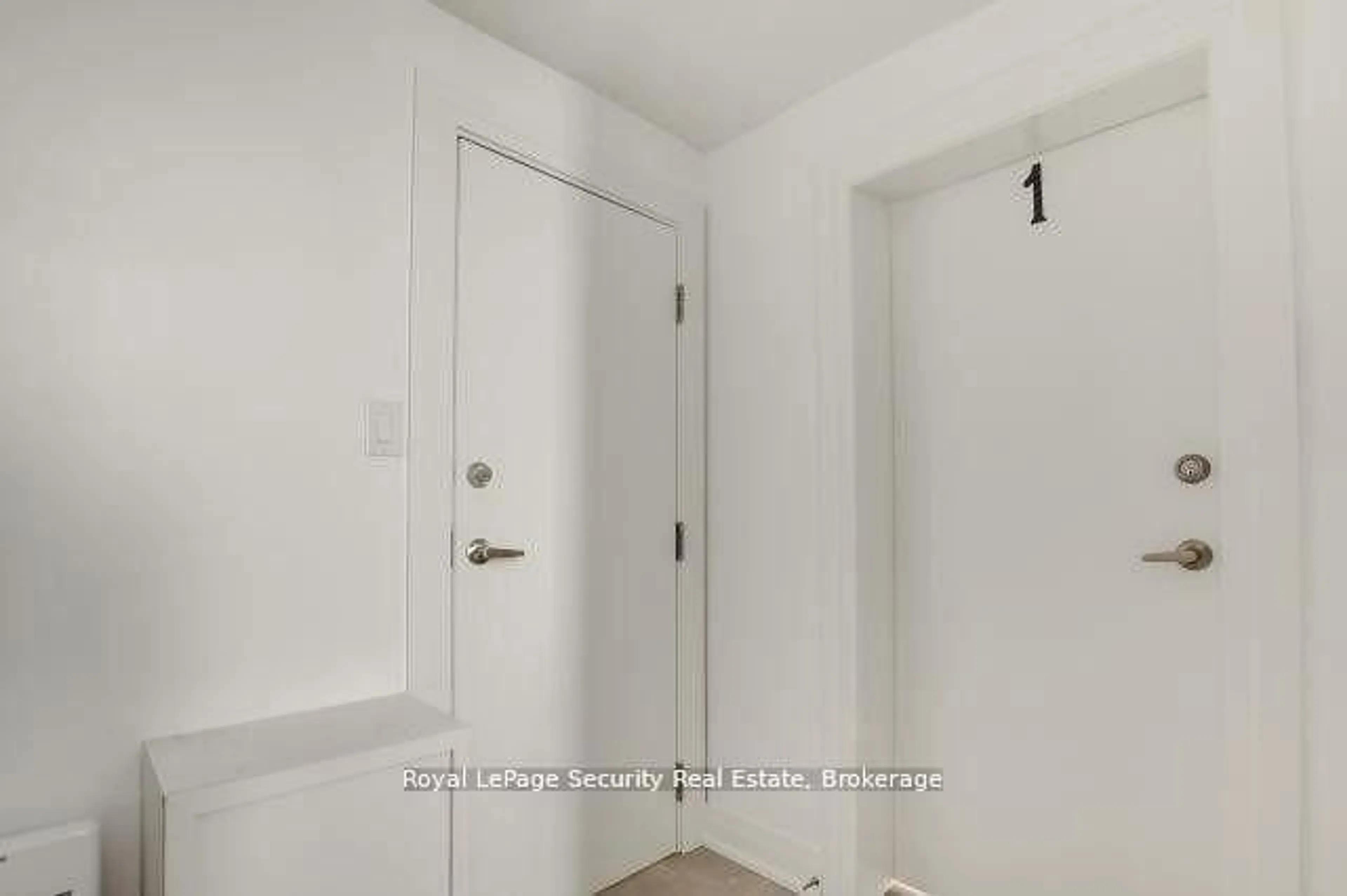 A pic of a room for 148 Portland St, Toronto Ontario M8Y 1B2