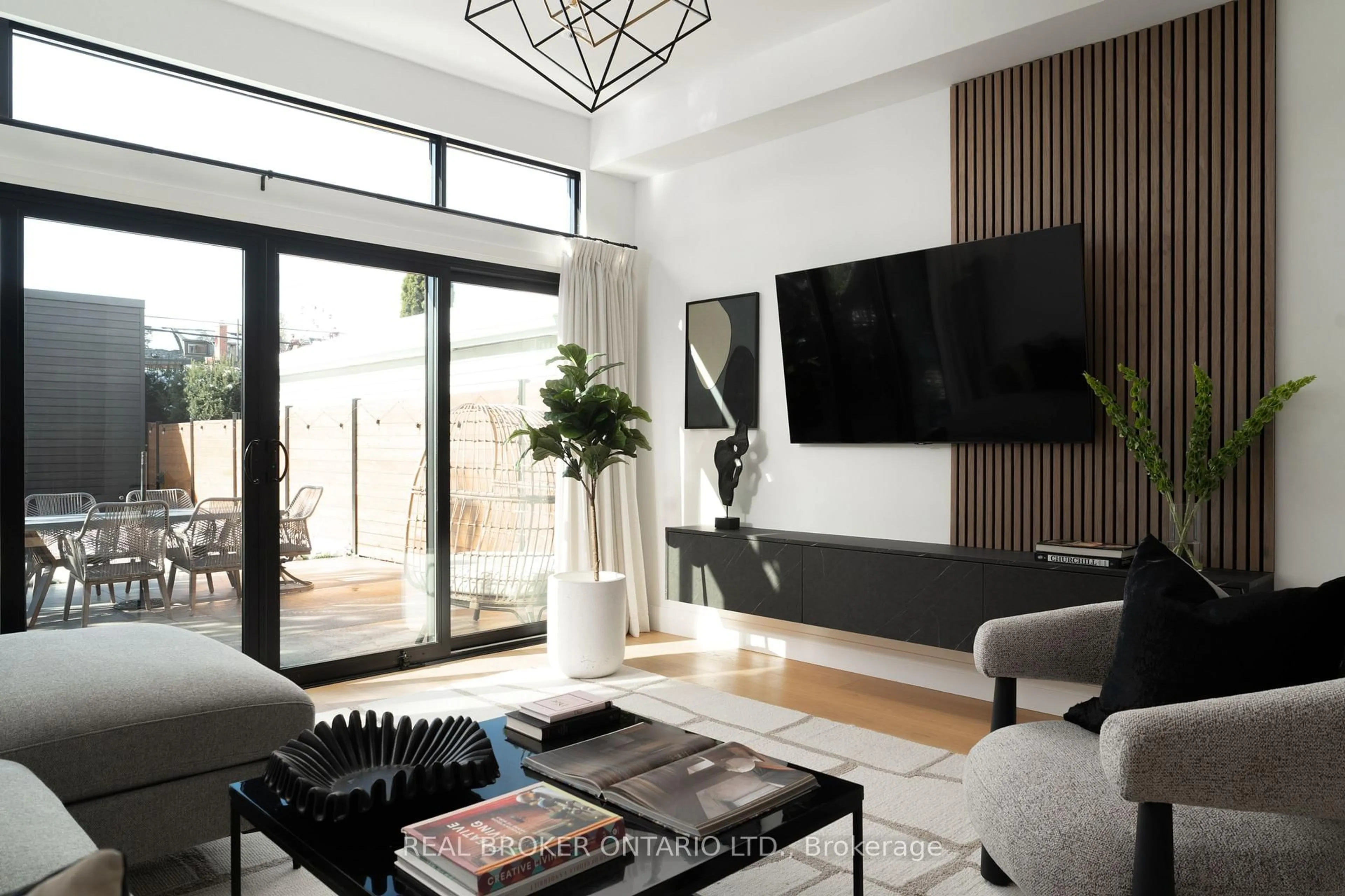 Living room with furniture, unknown for 104 Greenlaw Ave, Toronto Ontario M6H 3V5