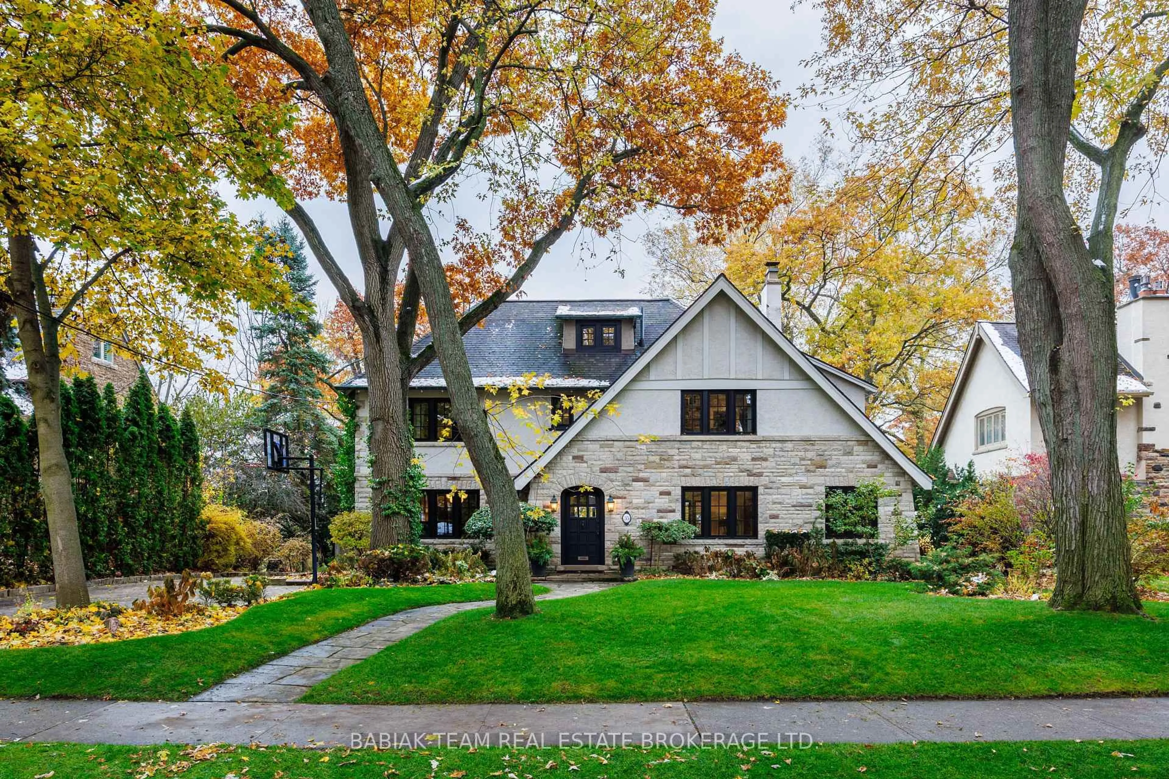 Home with brick exterior material, street for 35 Baby Point Cres, Toronto Ontario M6S 2B7