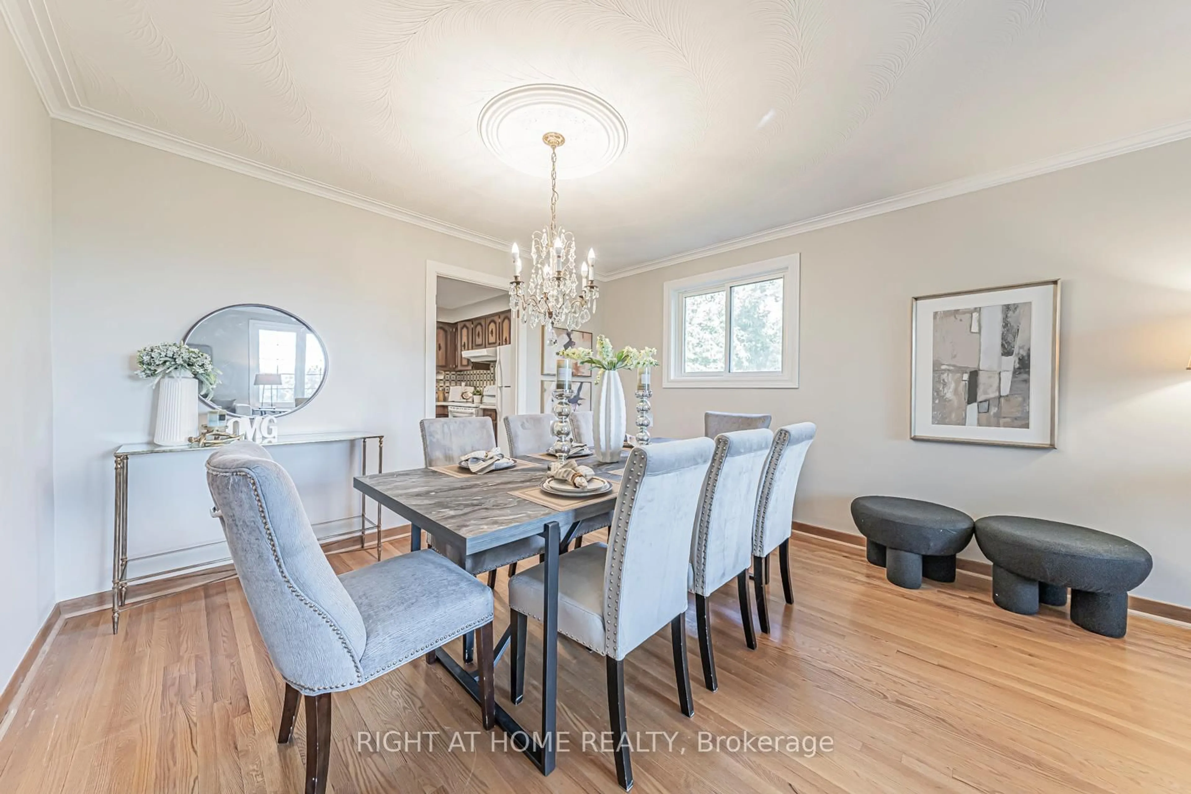 Dining room, wood/laminate floor for 5 Greyswood Crt, Toronto Ontario M9P 3P8