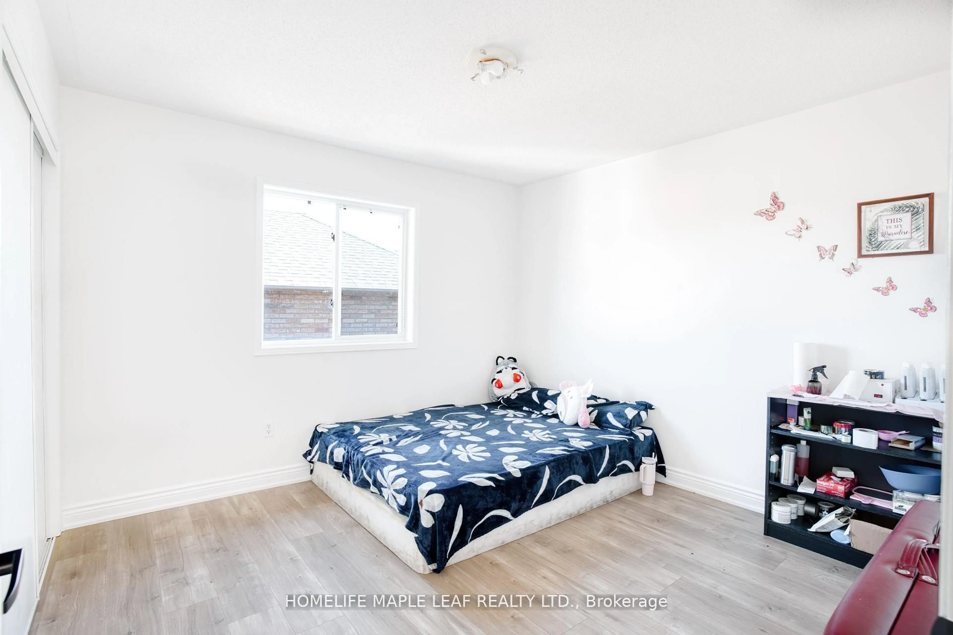 A pic of a room for 34 Lormel Gate, Brampton Ontario L7A 2K5