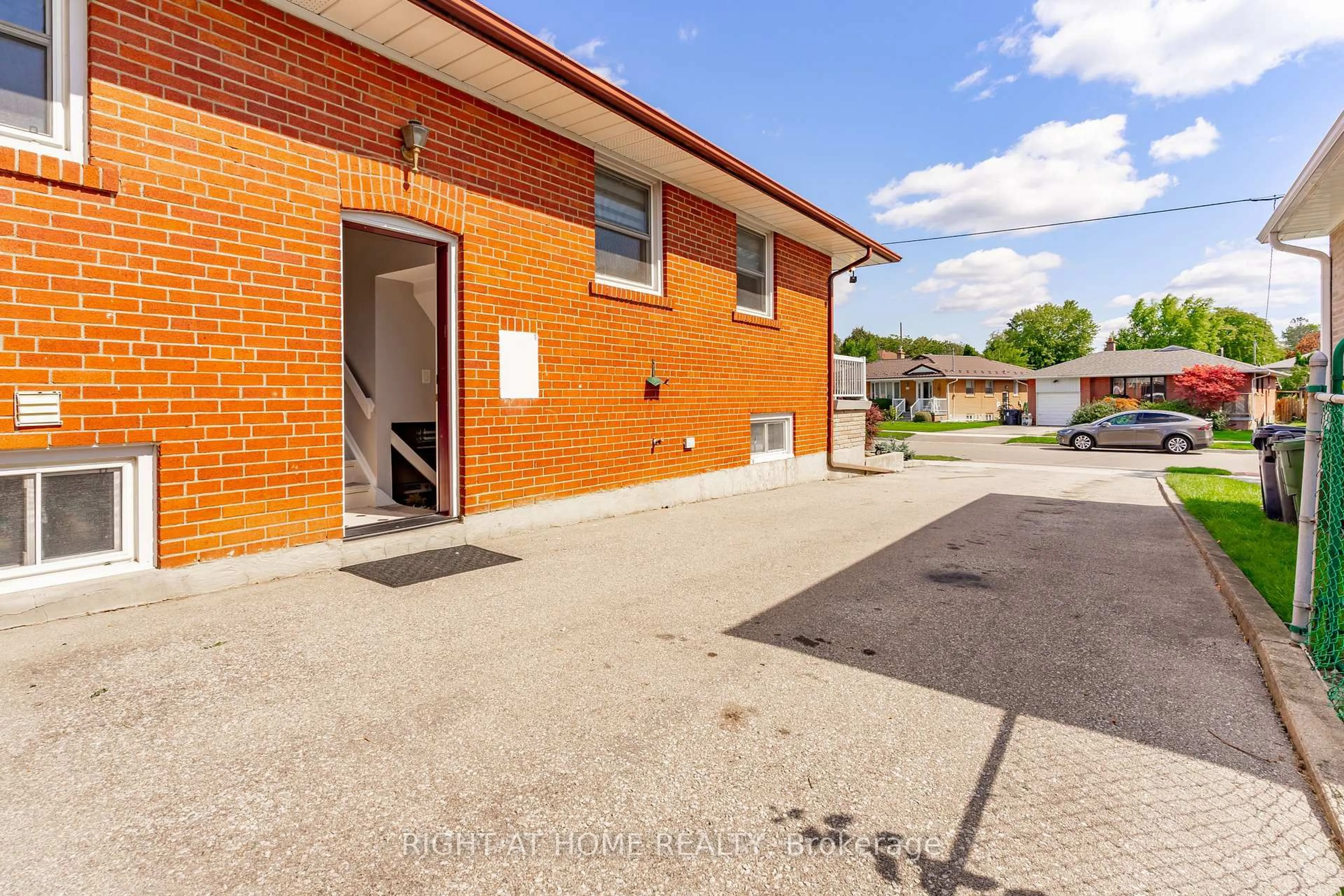 A pic from outside/outdoor area/front of a property/back of a property/a pic from drone, street for 63 Allonsius Dr, Toronto Ontario M9C 3N6