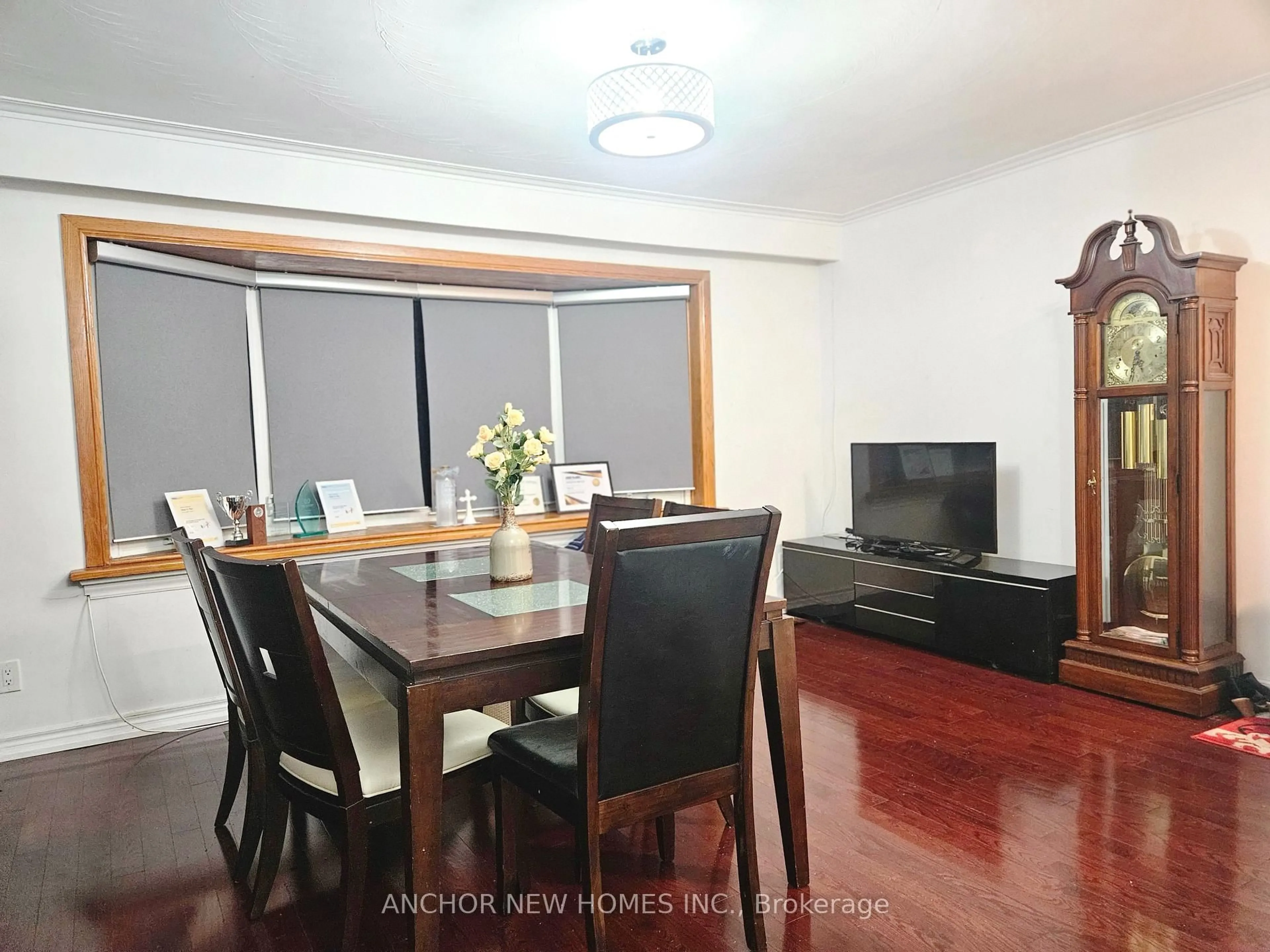 Dining room, wood/laminate floor for 28 Eringate Dr, Toronto Ontario M9C 3Y7