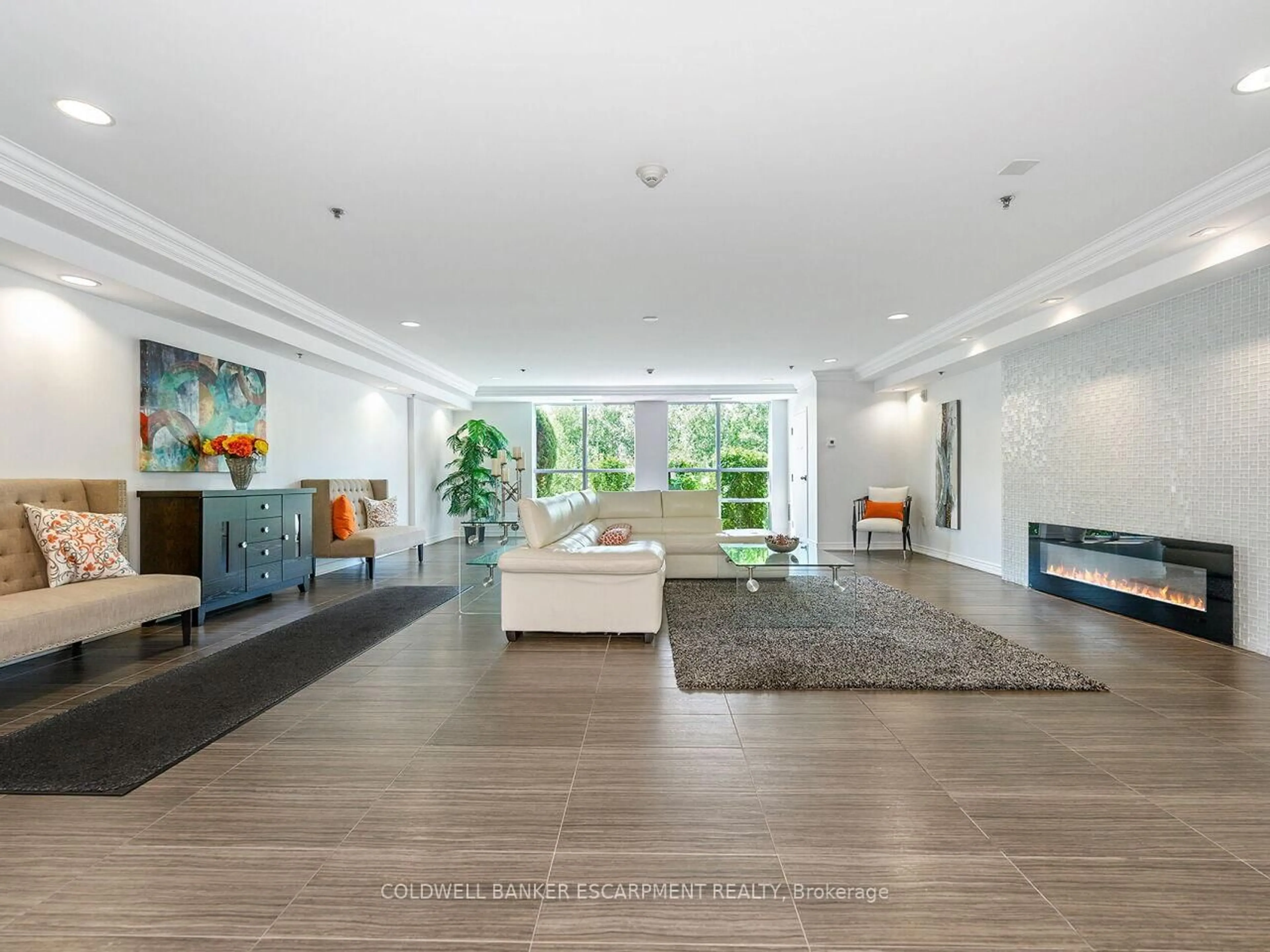 Unknown for 1419 Costigan Rd #201, Milton Ontario L9T 2L4