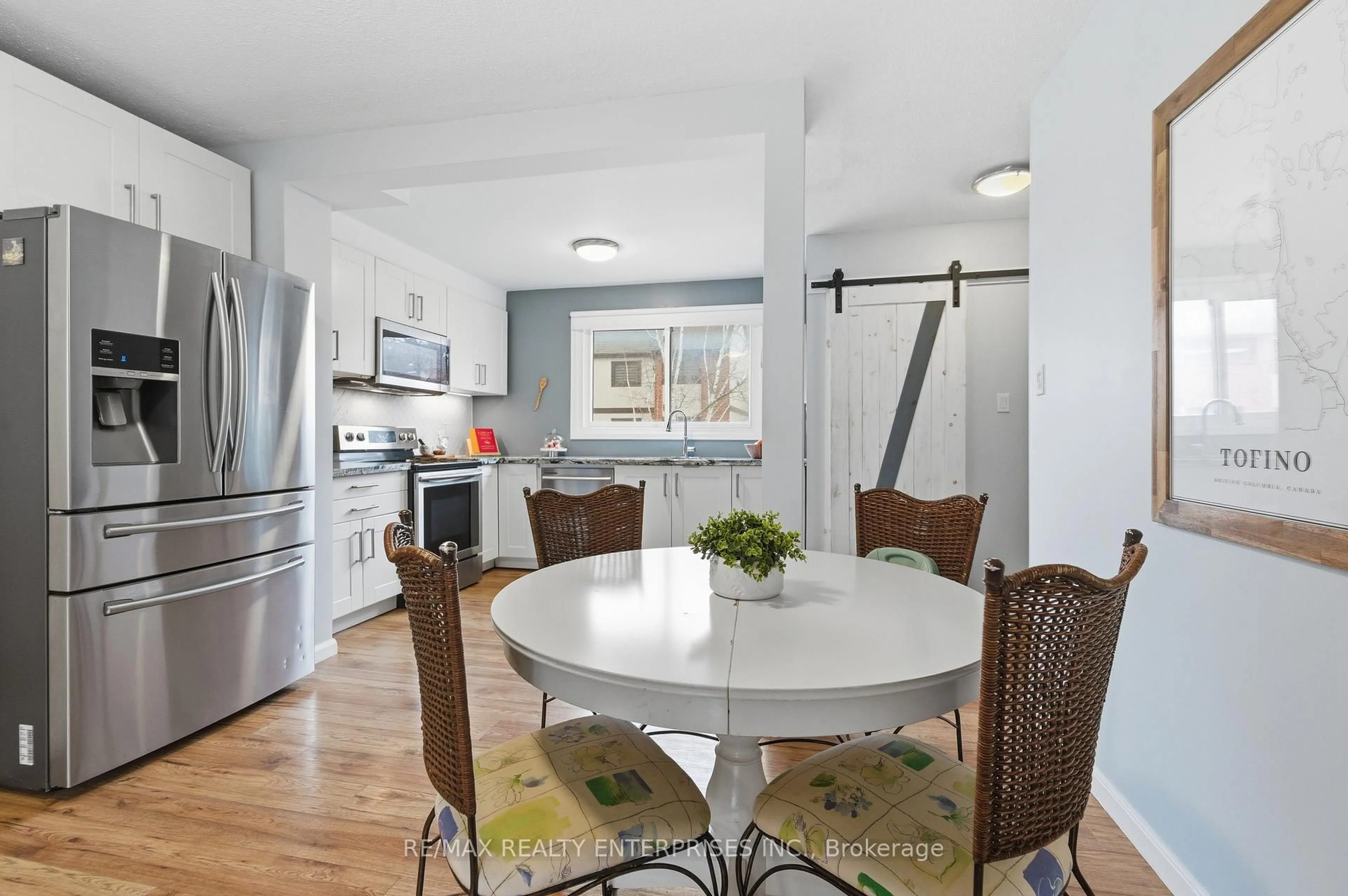 Open concept kitchen, unknown for 1060 Walden Circ #42, Mississauga Ontario L5J 4J9