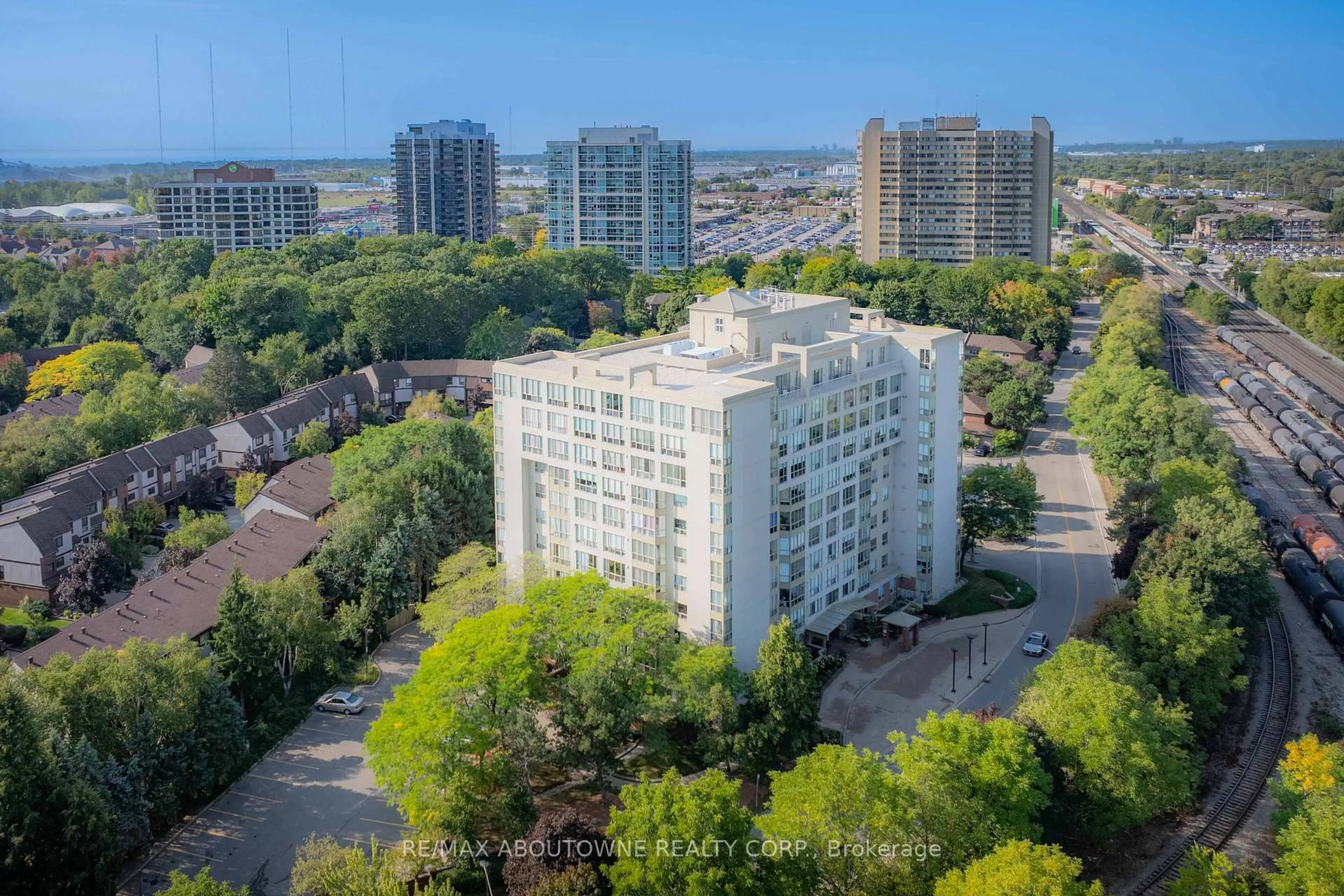 A pic from outside/outdoor area/front of a property/back of a property/a pic from drone, city buildings view from balcony for 1110 Walden Circ #903, Mississauga Ontario L5J 4R3