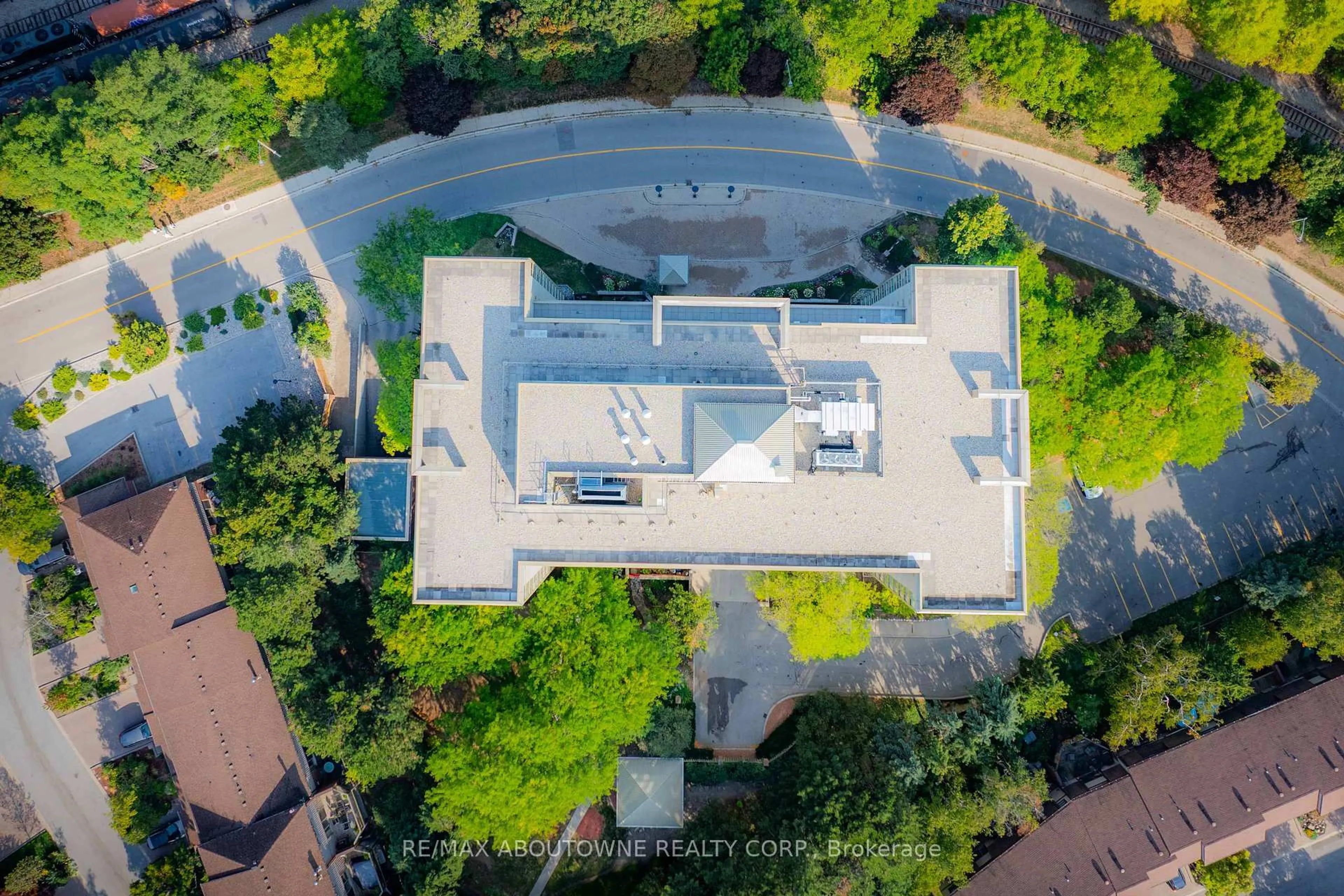 A pic from outside/outdoor area/front of a property/back of a property/a pic from drone, unknown for 1110 Walden Circ #903, Mississauga Ontario L5J 4R3