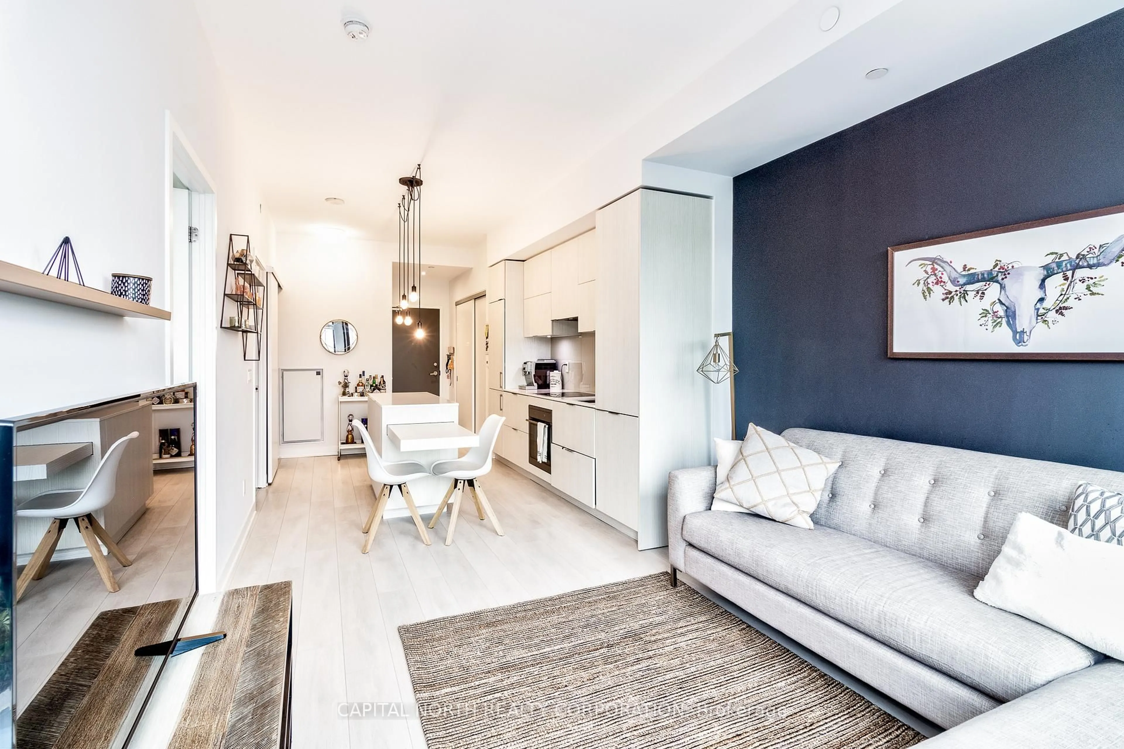 Living room with furniture, unknown for 1990 Bloor St #605, Toronto Ontario M6P 0B6