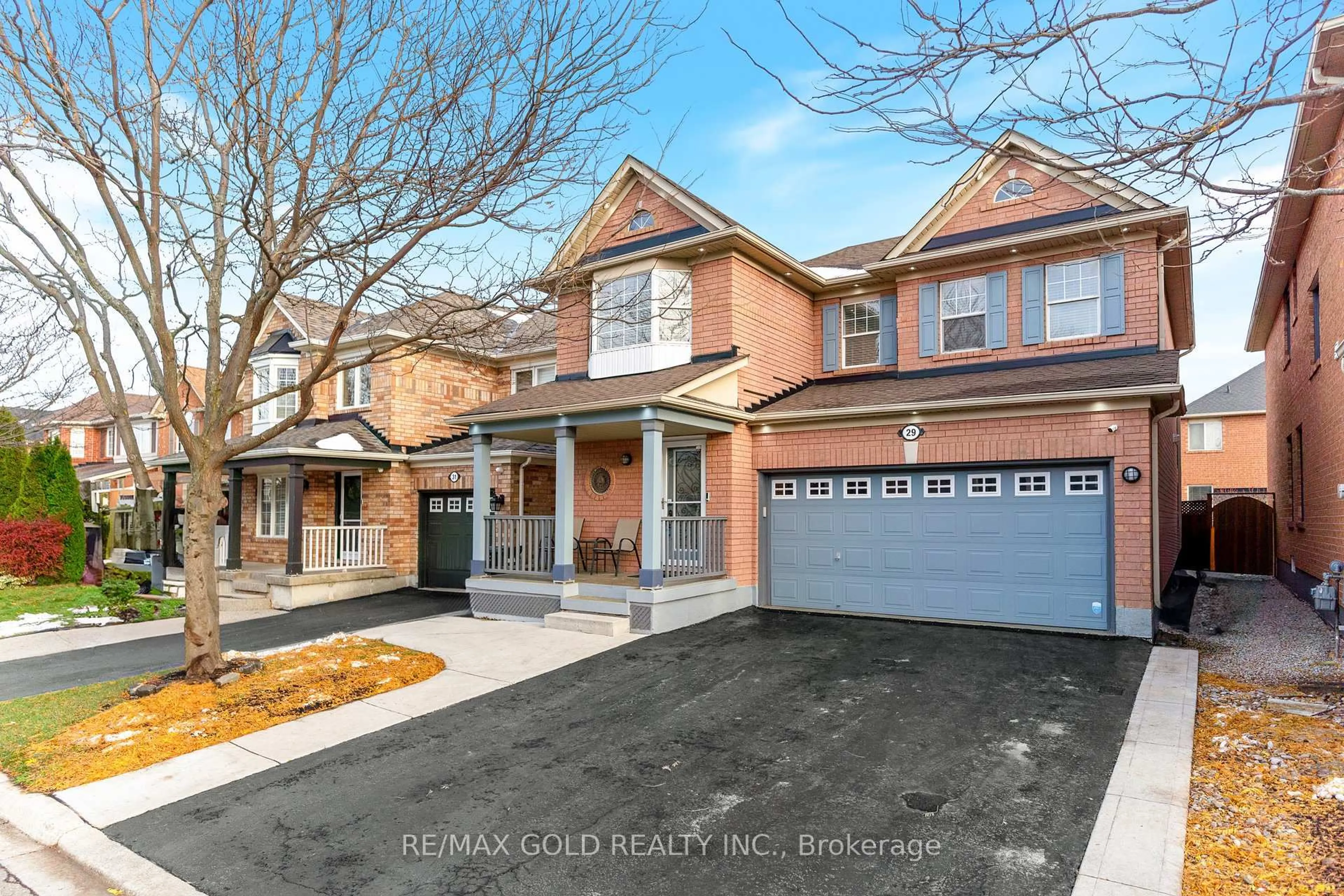 Home with brick exterior material, street for 29 Zimmer St, Brampton Ontario L6S 6L9