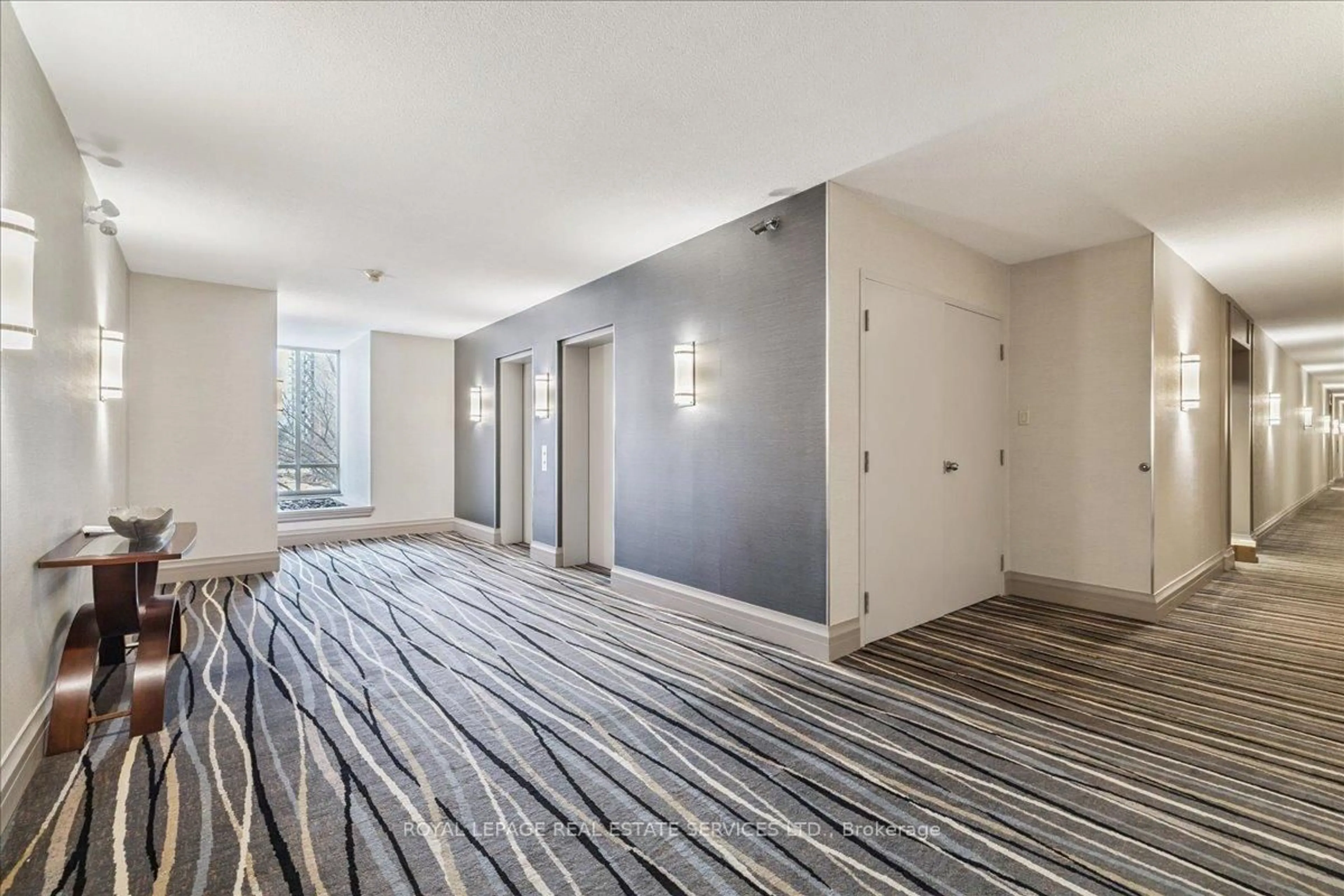 Unknown for 430 Pearl St #412, Burlington Ontario L7R 4J8