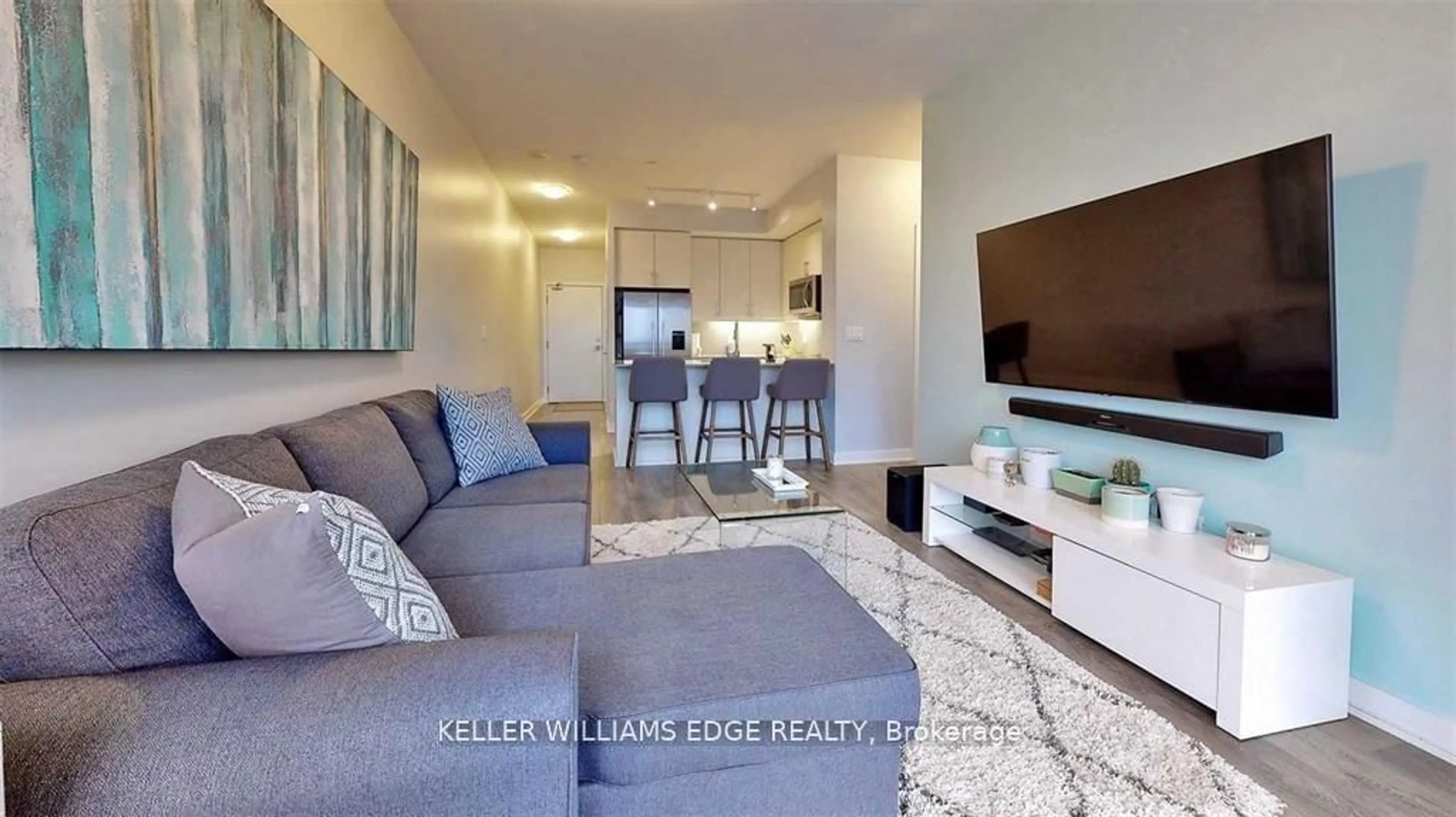 Living room with furniture, unknown for 4633 Glen Erin Dr #901, Mississauga Ontario L5M 0Y6