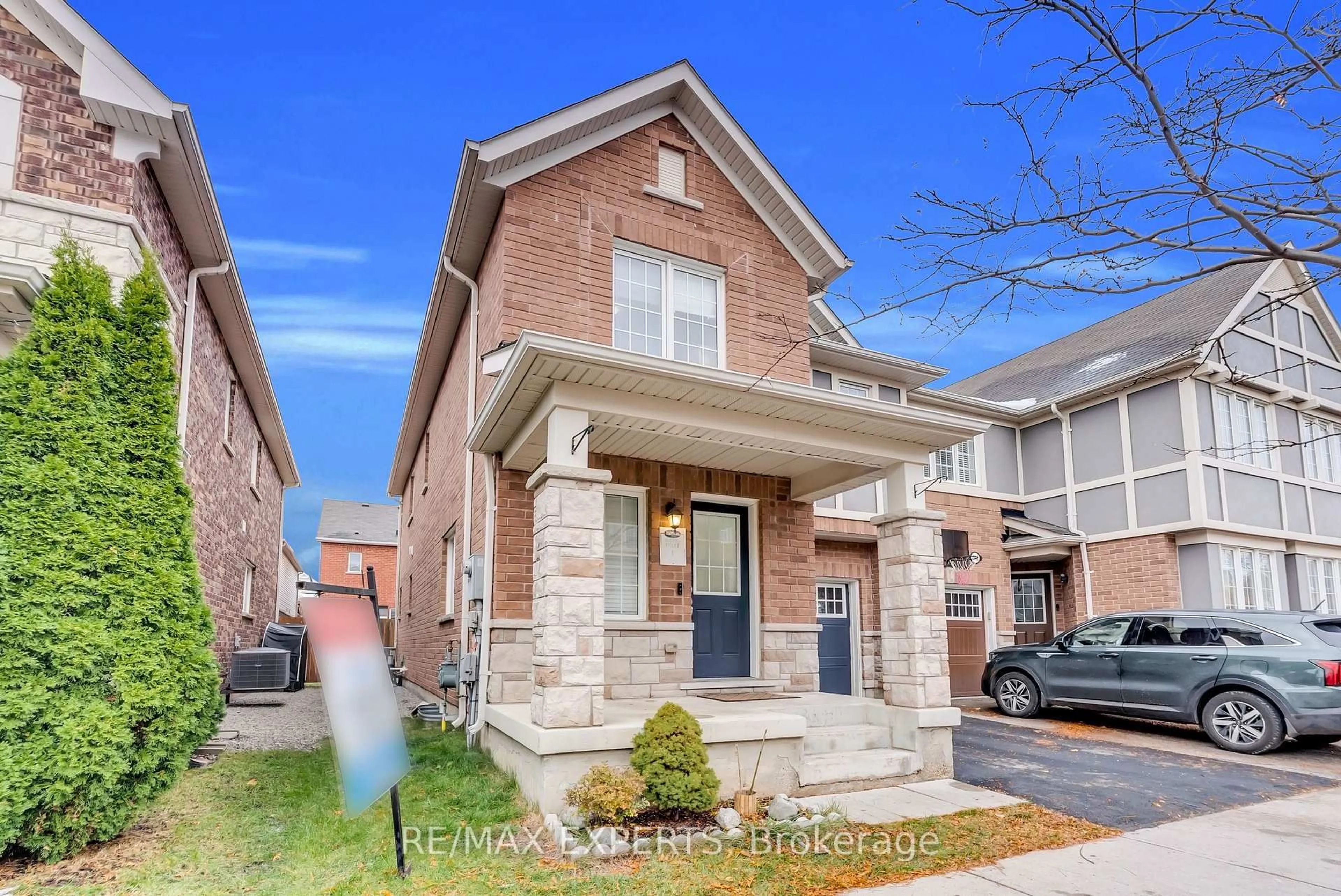 Home with brick exterior material, street for 1544 Gainer Cres, Milton Ontario L9T 8Y3