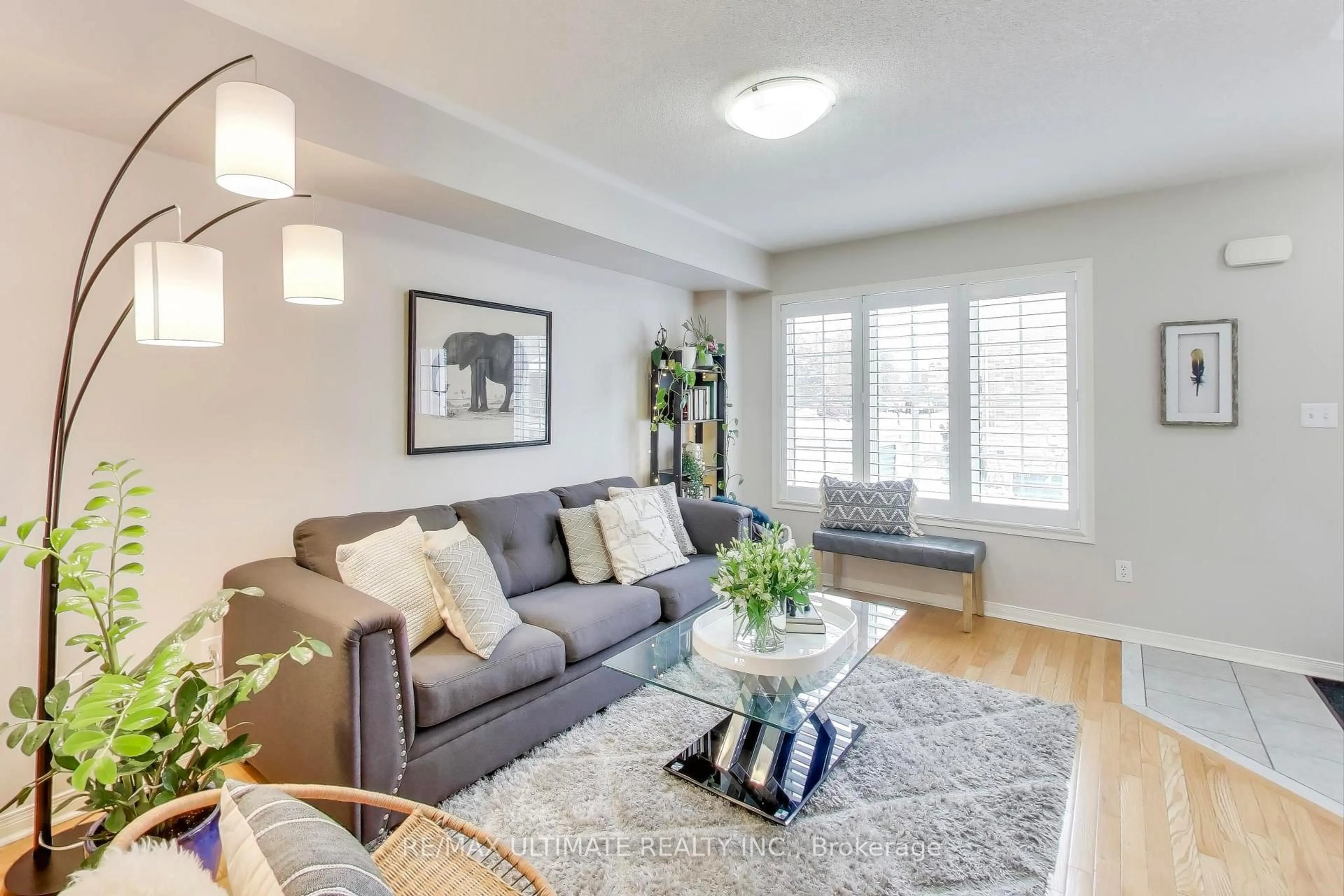 Living room with furniture, unknown for 8 Odoardo Disanto Circ, Toronto Ontario M3L 0E7