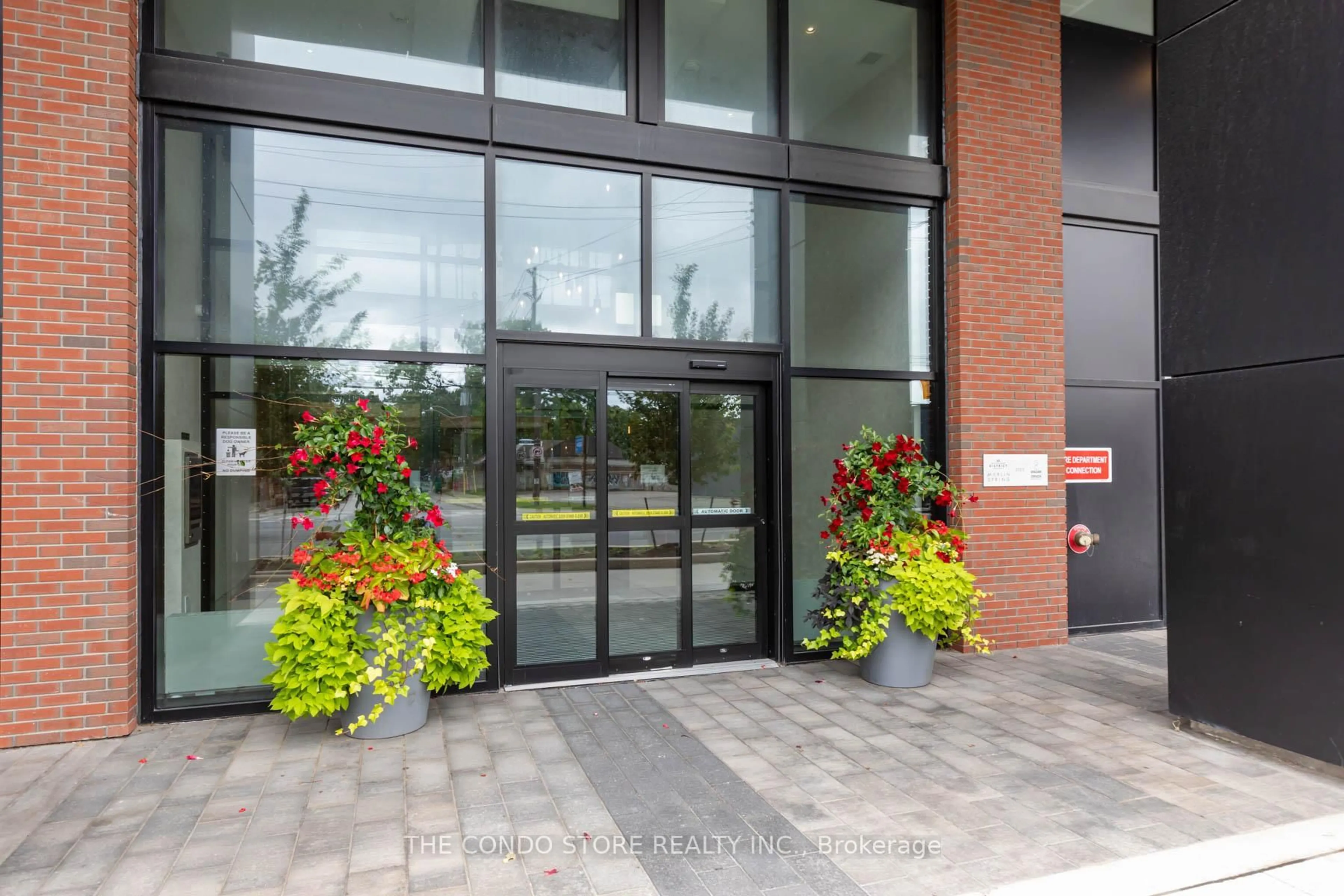 Indoor foyer for 2300 St. Clair Ave #524, Toronto Ontario M6N 1K8