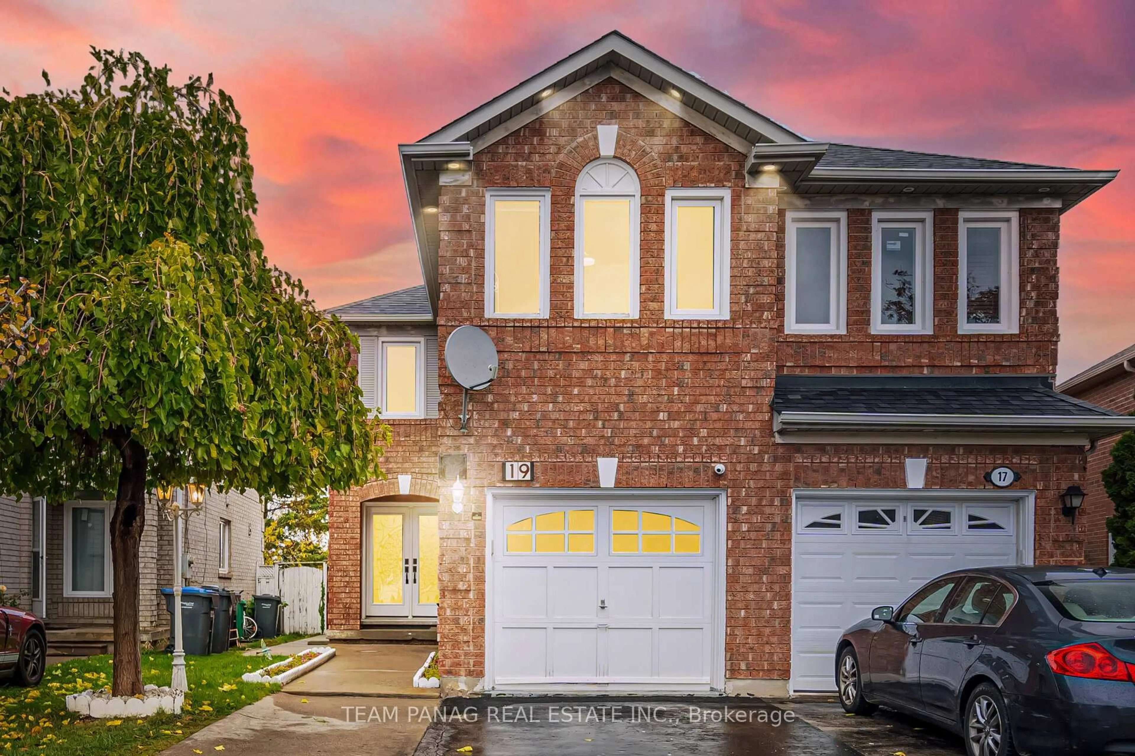 Home with brick exterior material, street for 19 Mount Fuji Cres, Brampton Ontario L6R 2L3