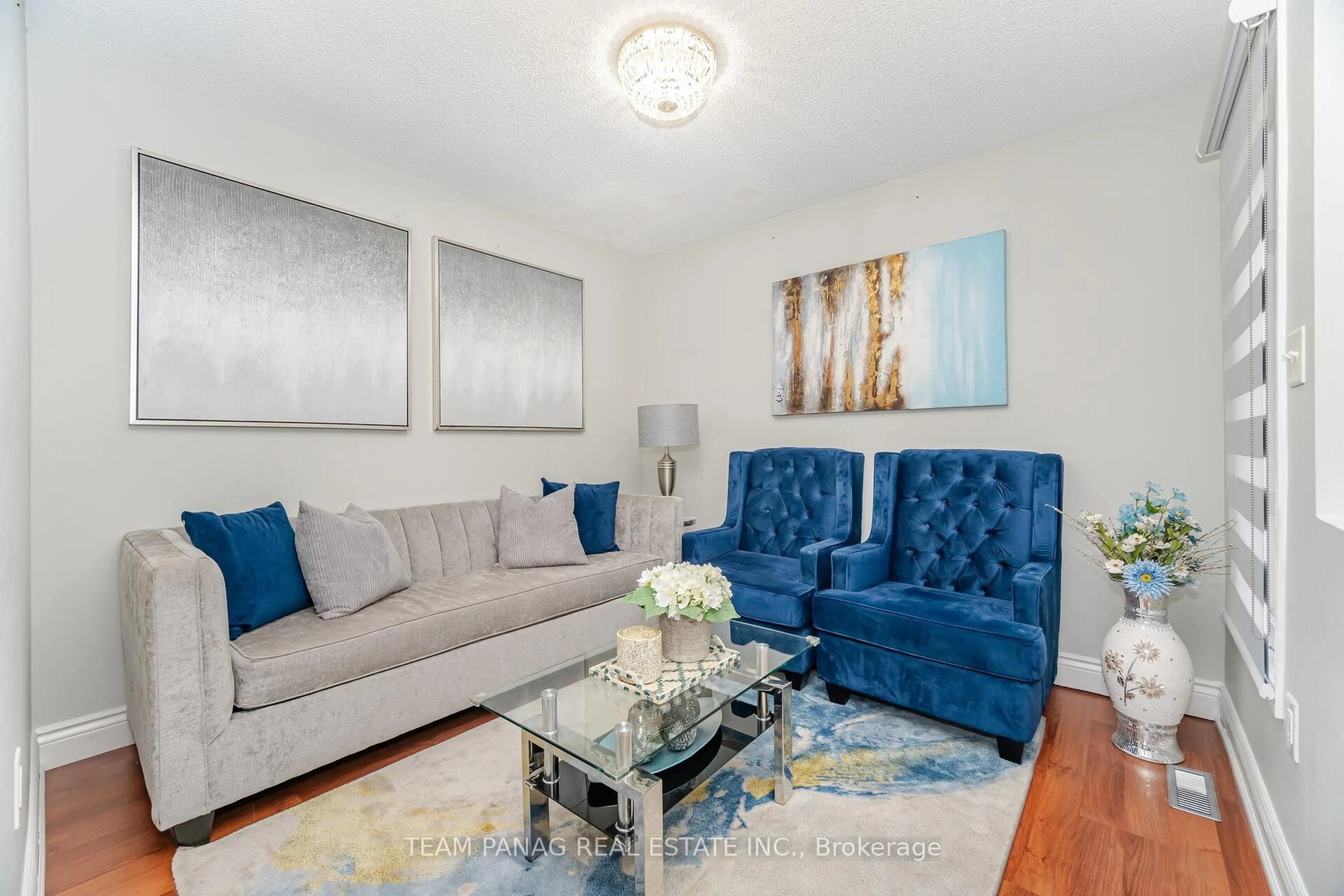 Living room with furniture, unknown for 19 Mount Fuji Cres, Brampton Ontario L6R 2L3