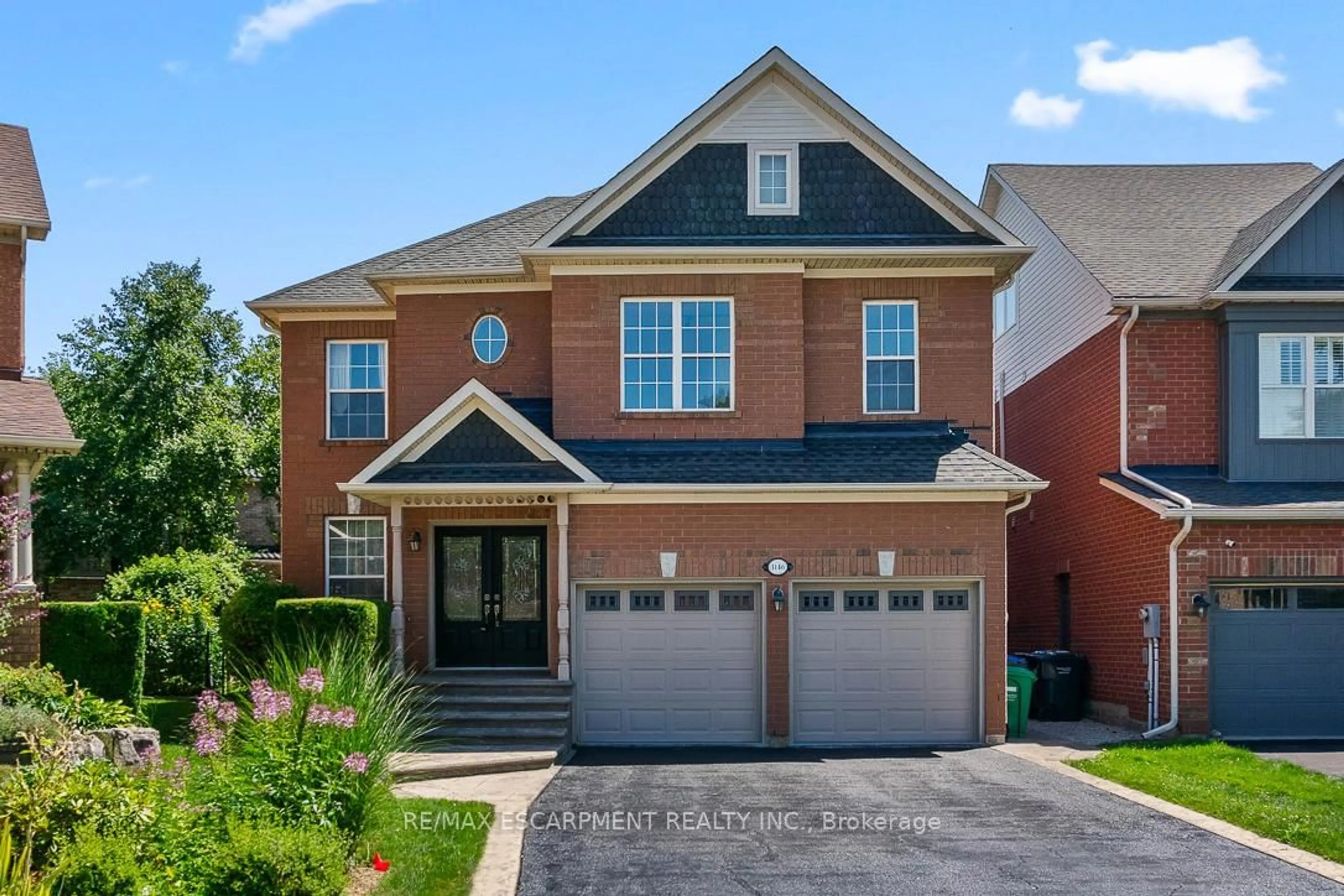 Home with brick exterior material, street for 1146 Upper River Crt, Mississauga Ontario L5W 1C2