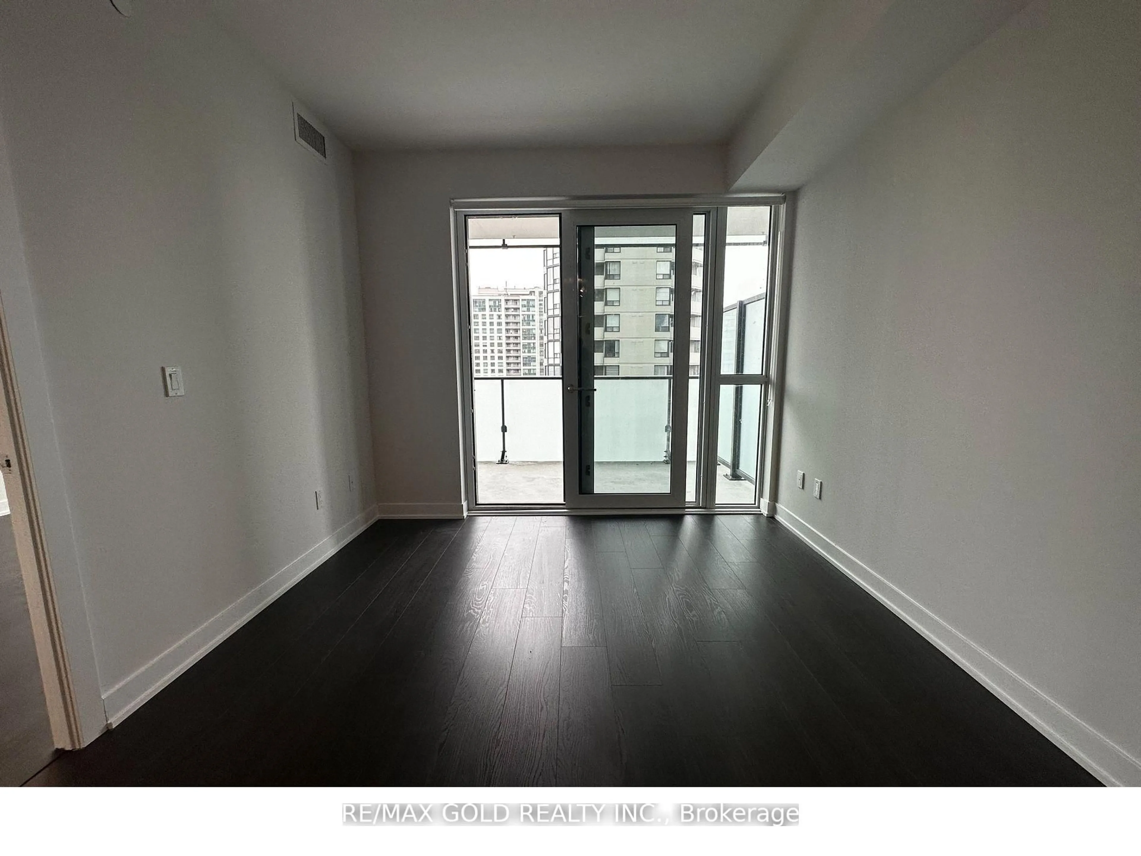 A pic of a room for 430 Square One Dr #1109, Mississauga Ontario L5B 0L6