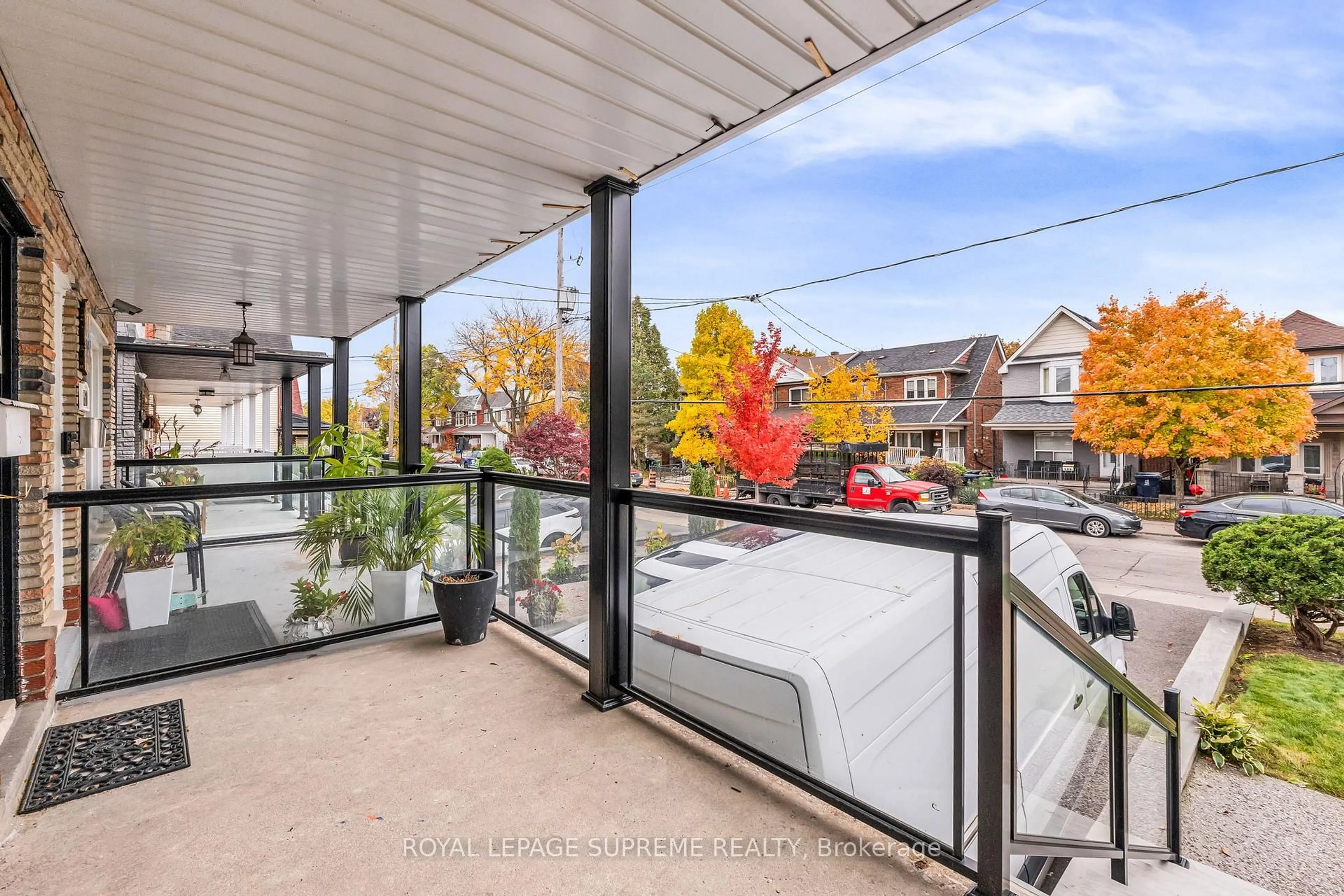 Patio, unknown for 579A Delaware Ave, Toronto Ontario M6H 5V3