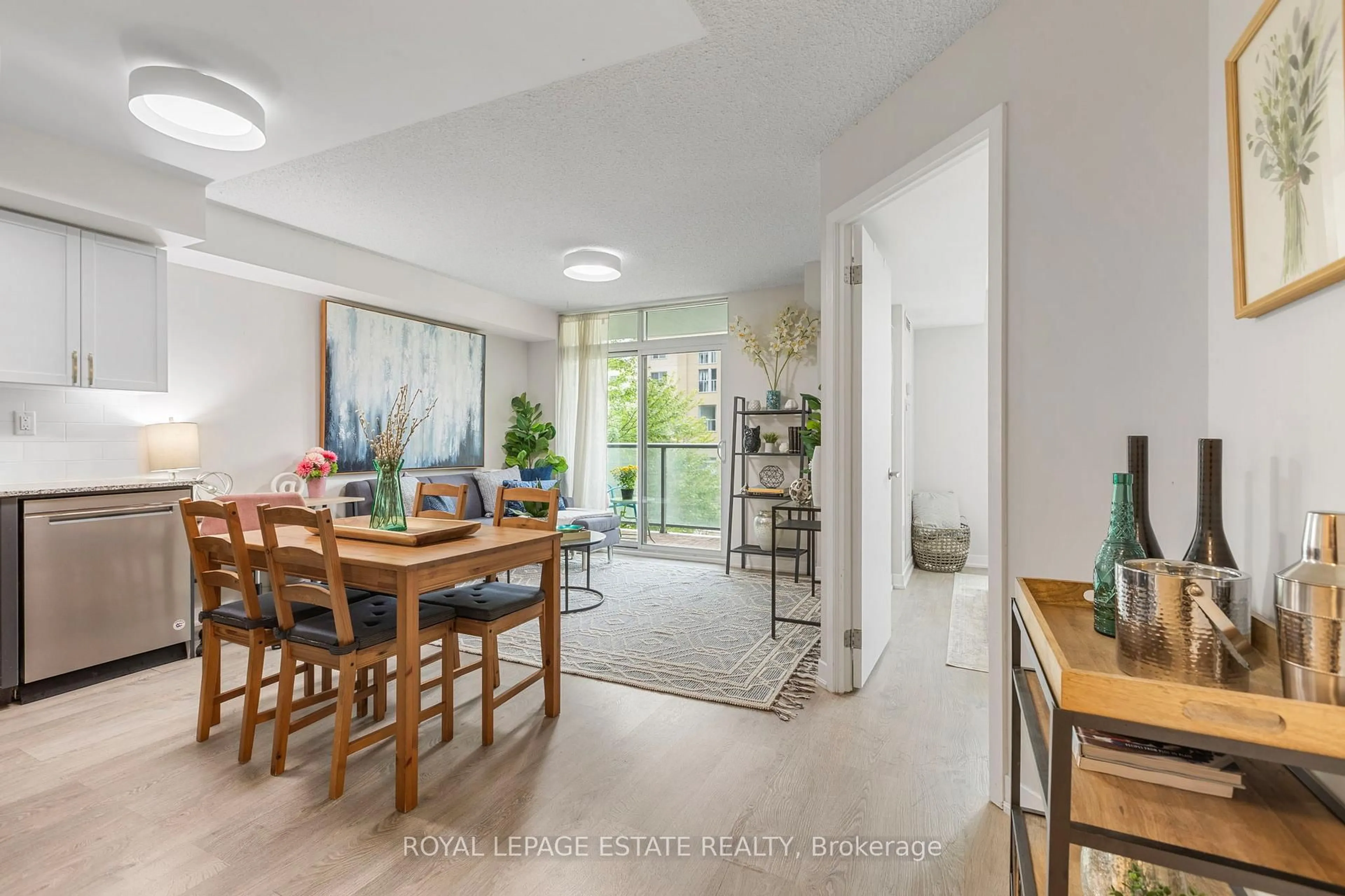 Dining room, unknown for 816 Lansdowne Ave #206, Toronto Ontario M6H 4K6