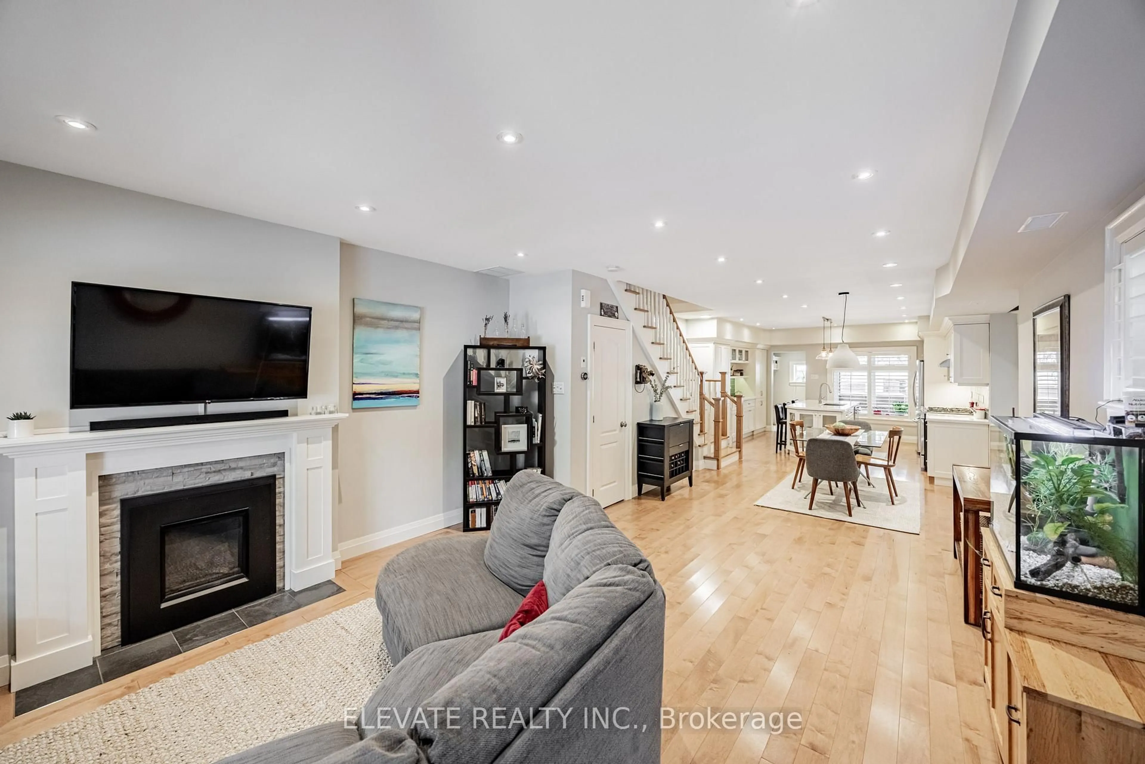 Unknown for 84 Indian Rd, Toronto Ontario M6R 2V4