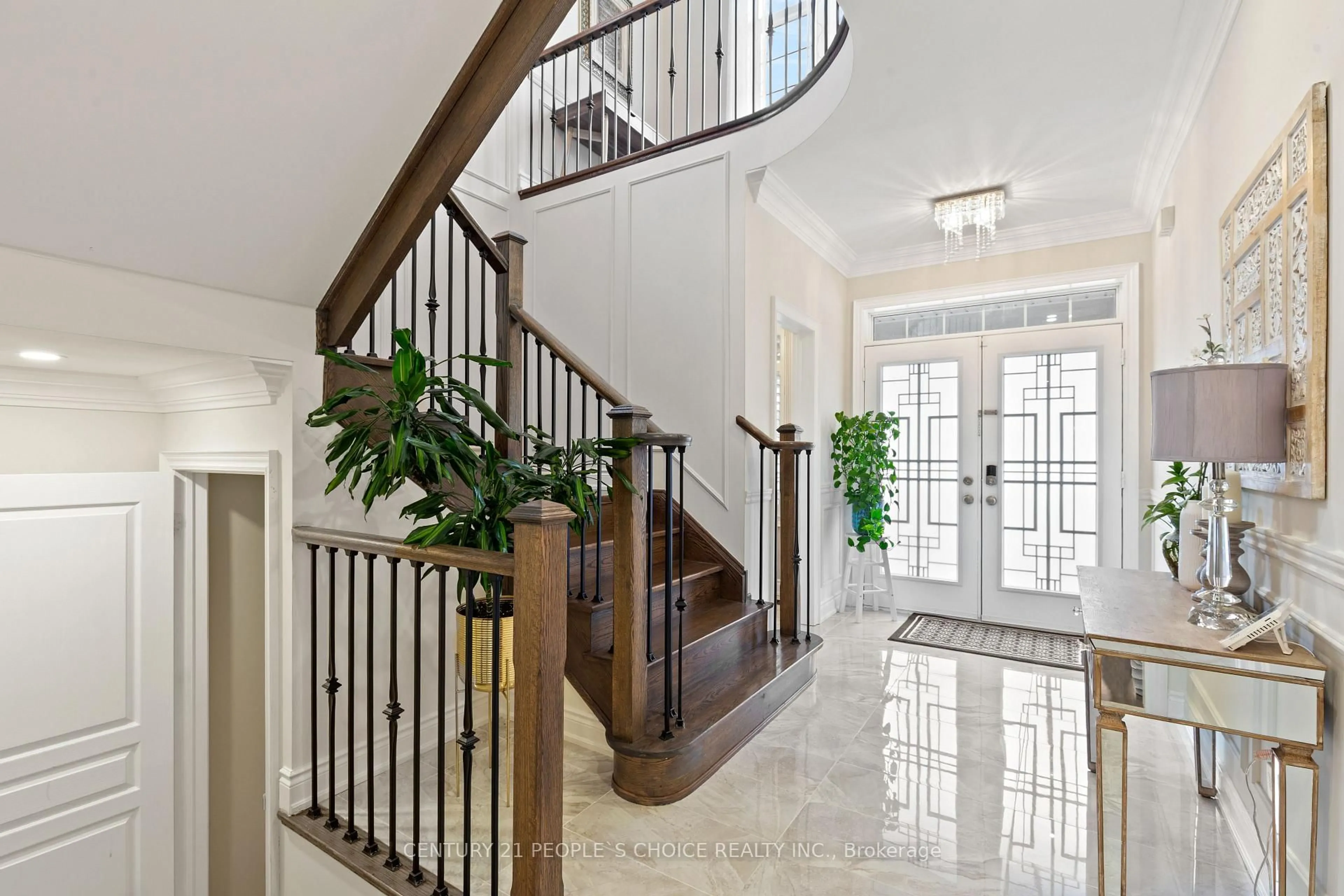 Unknown for 240 Etheridge Ave, Milton Ontario L9E 1H6