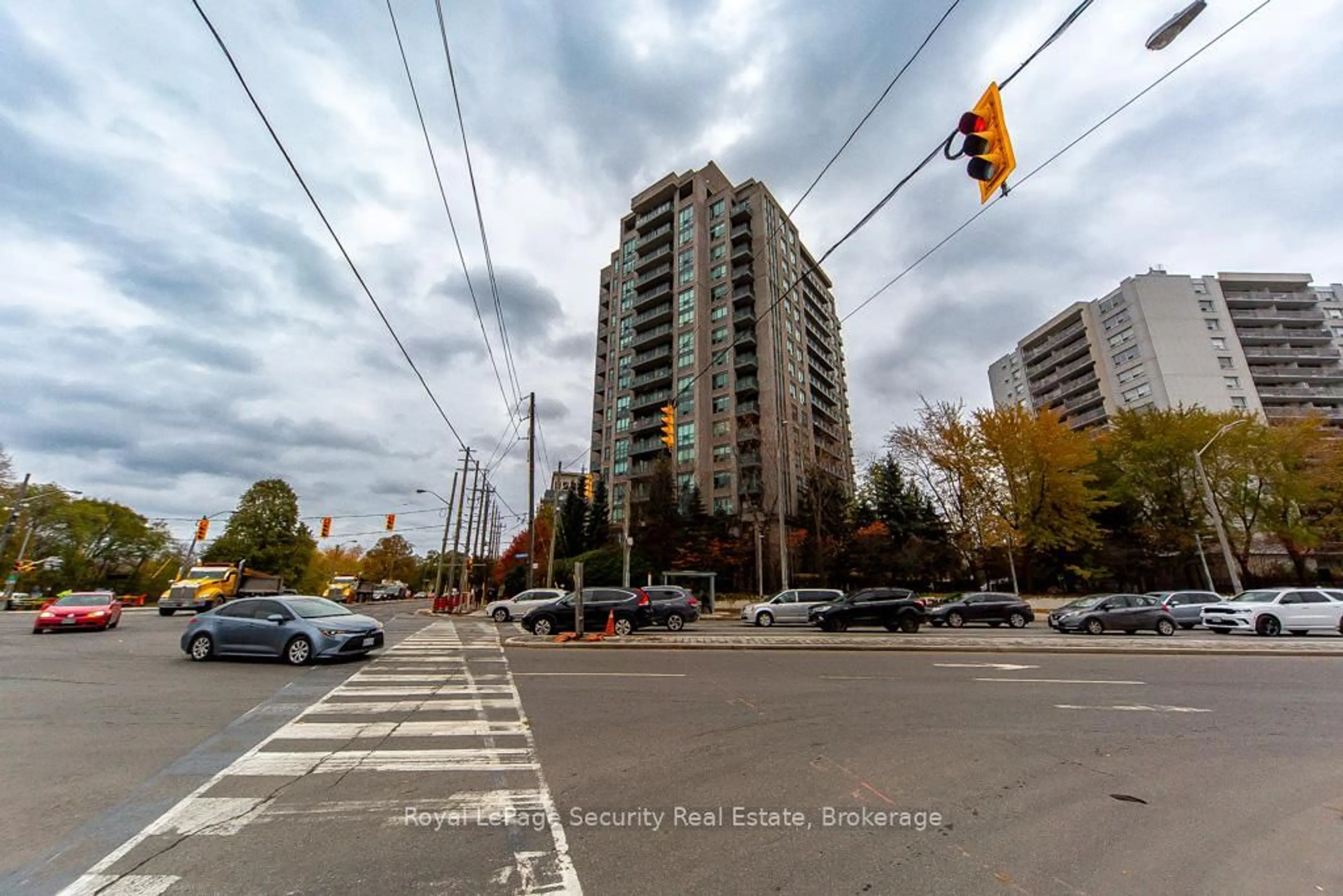 Blurry image for 38 Fontenay Crt #1402, Toronto Ontario M9A 5H5