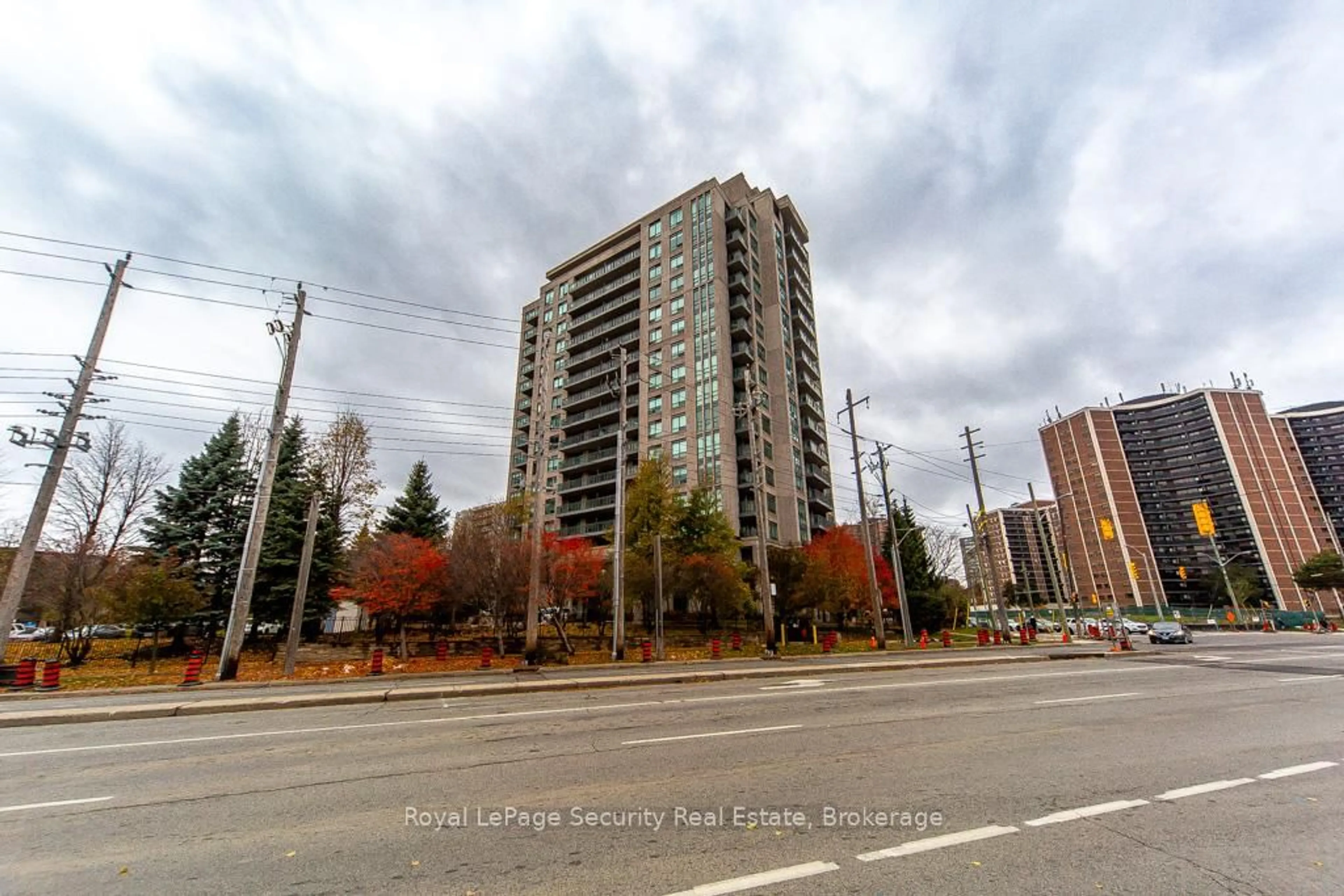 Unknown for 38 Fontenay Crt #1402, Toronto Ontario M9A 5H5