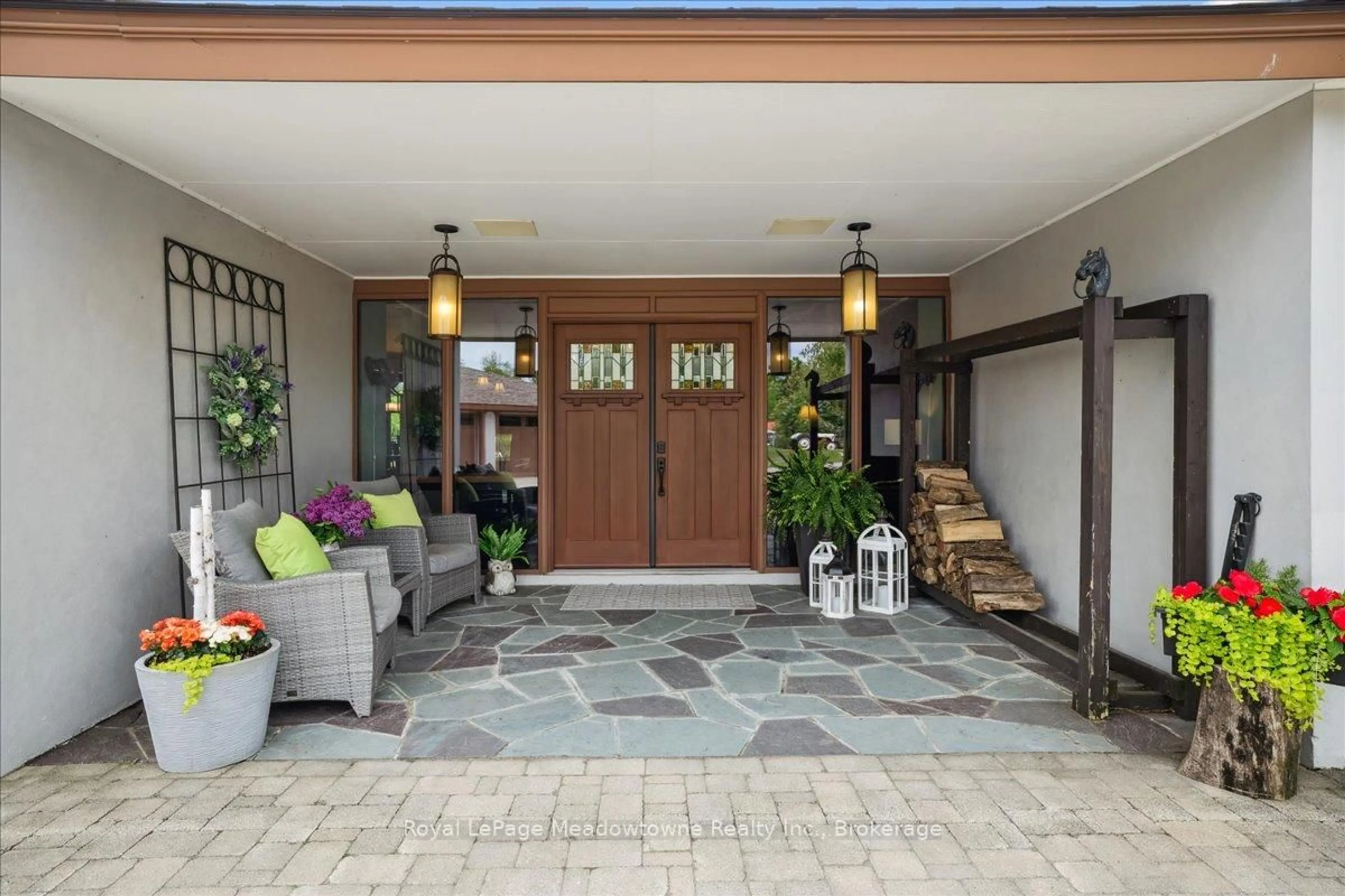 Unknown for 10632 Fifth Line, Milton Ontario N0B 2K0