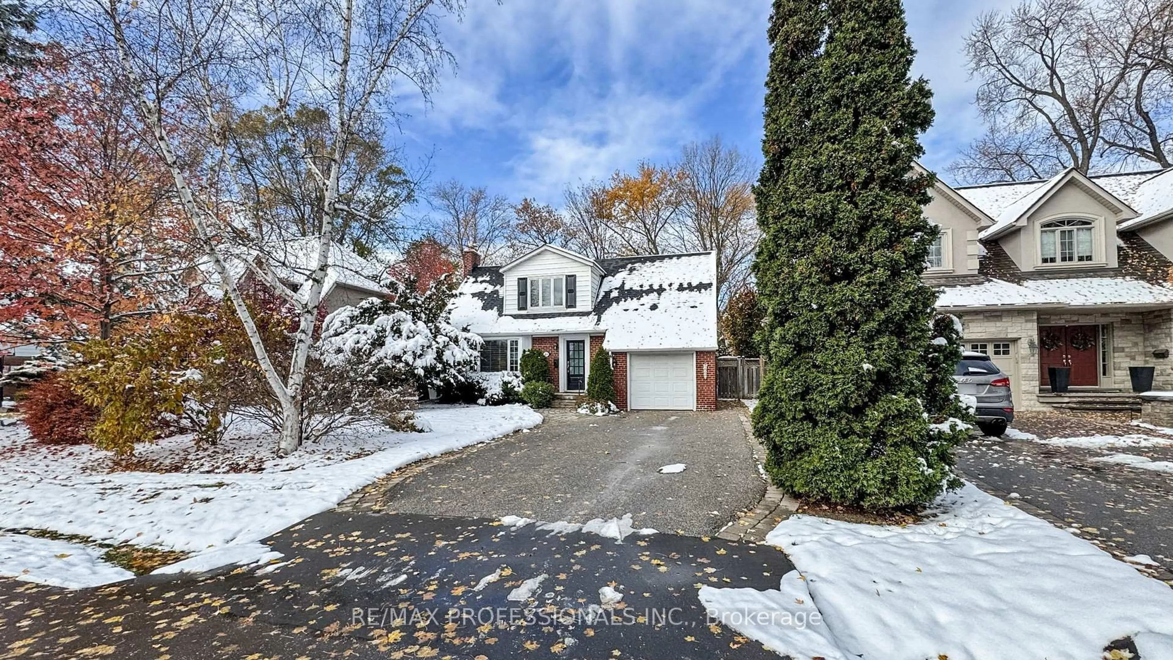 Unknown for 44 Robin Hood Rd, Toronto Ontario M9A 2W8