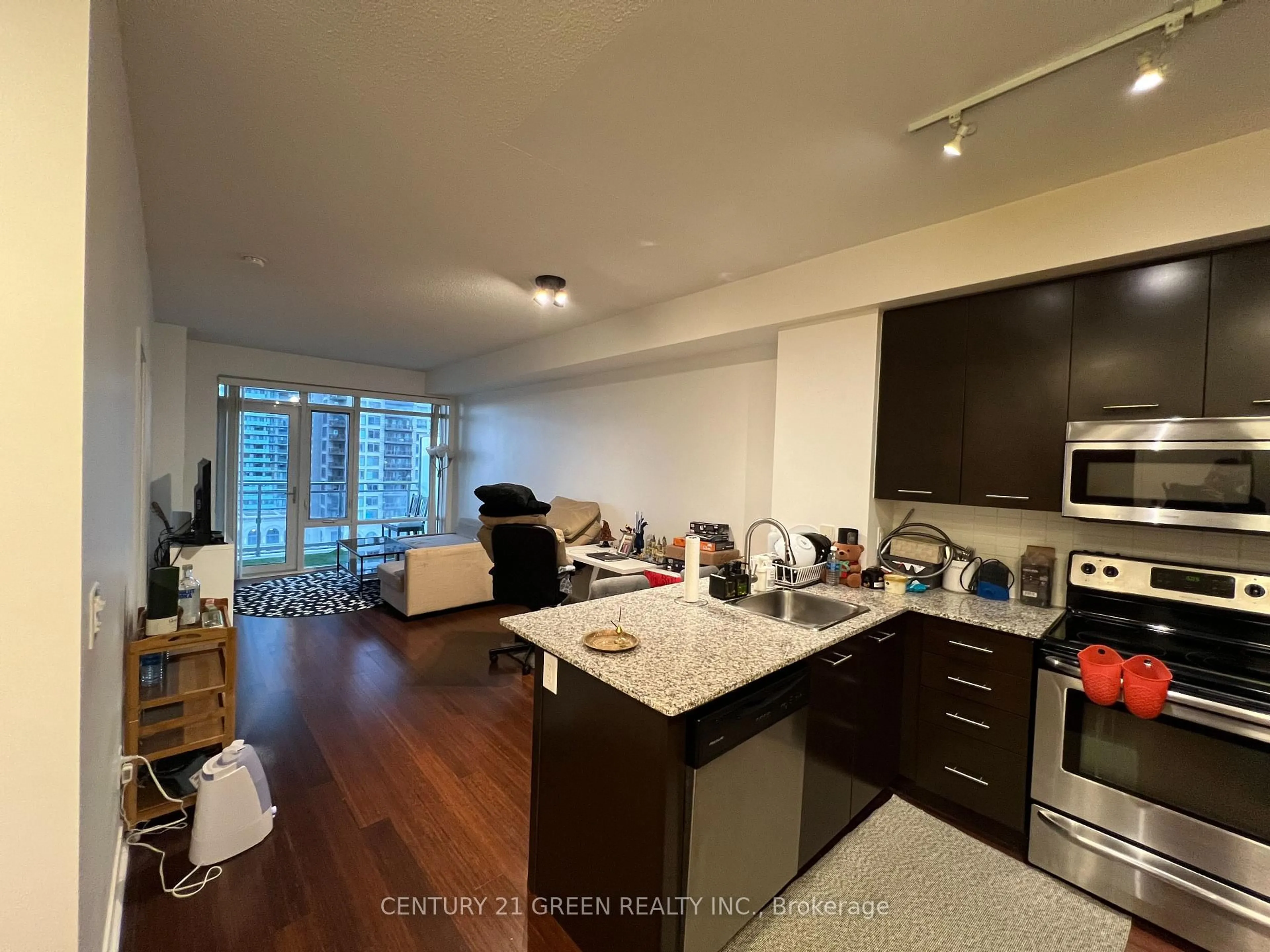 Open concept kitchen, unknown for 365 Prince Of Wales Dr #1406, Mississauga Ontario L5B 0G6