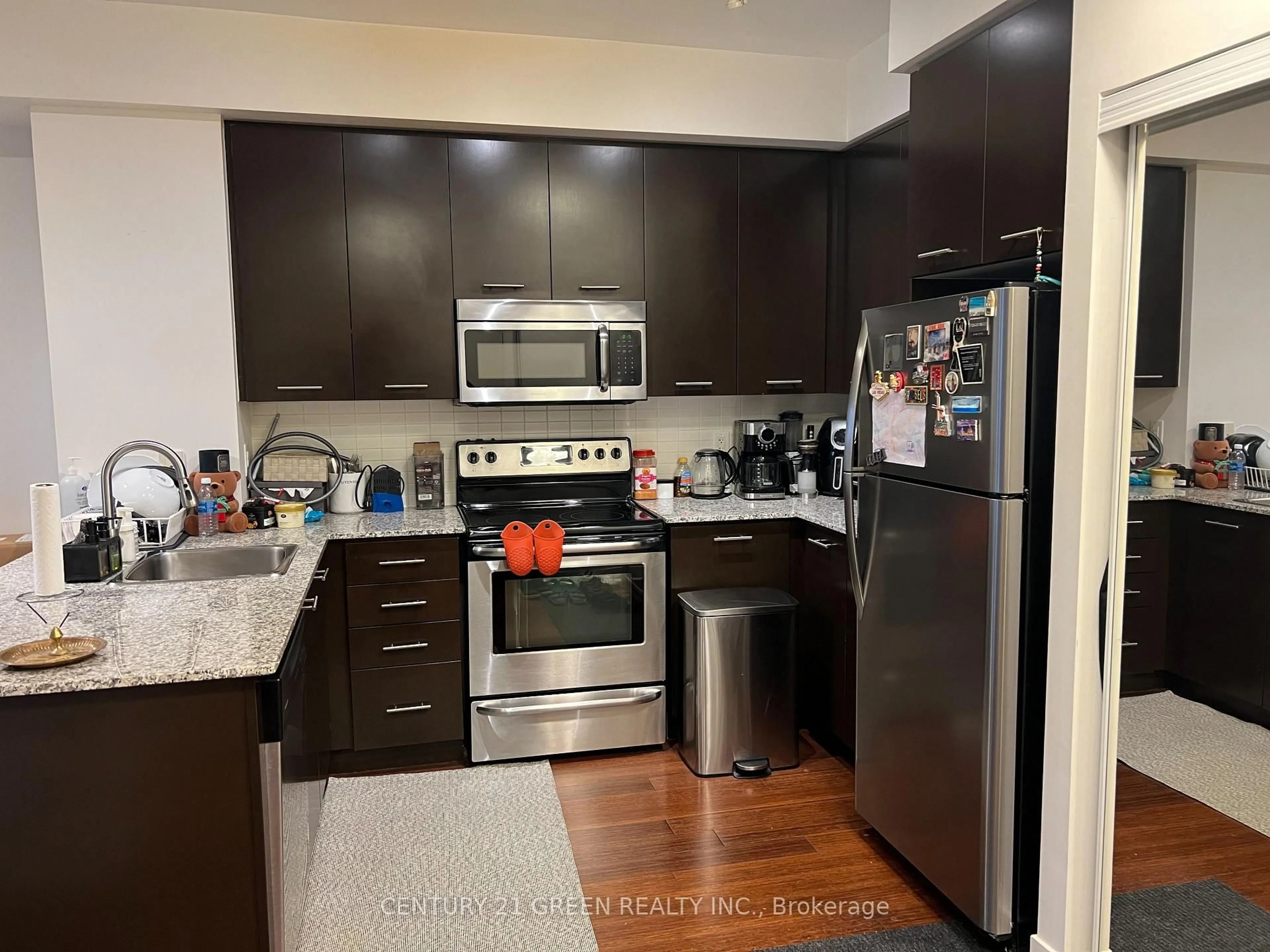 Standard kitchen, unknown for 365 Prince Of Wales Dr #1406, Mississauga Ontario L5B 0G6