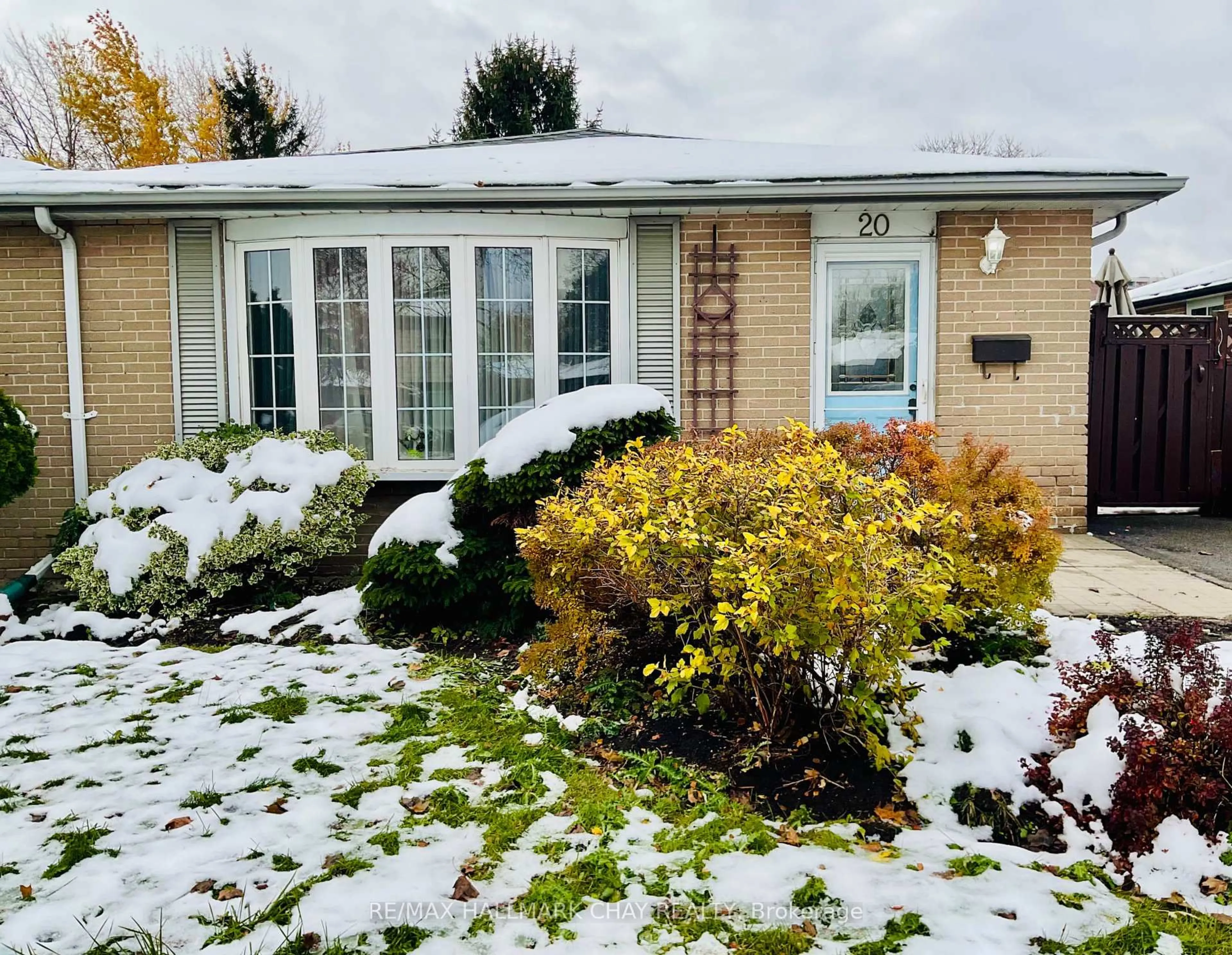 Unknown for 20 Earlsdale Cres, Brampton Ontario L6T 3A8