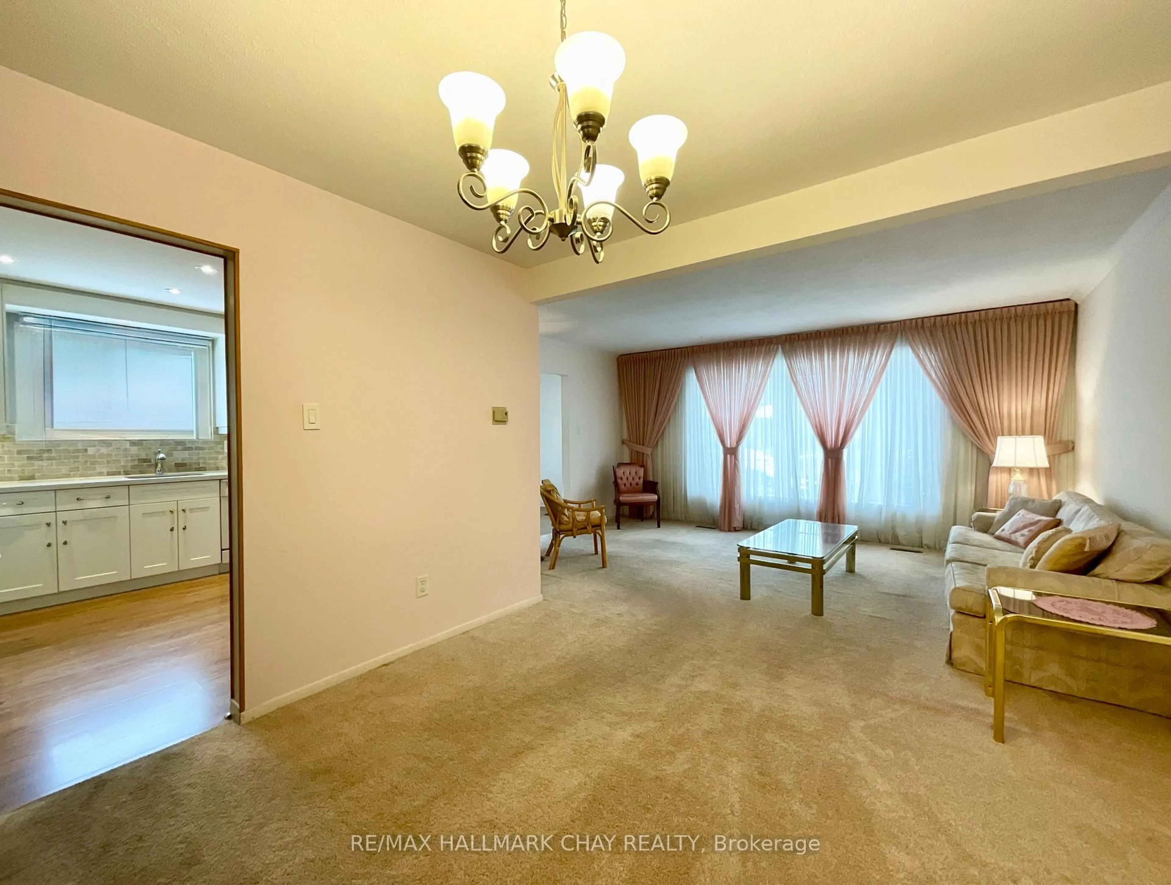 A pic of a room for 20 Earlsdale Cres, Brampton Ontario L6T 3A8