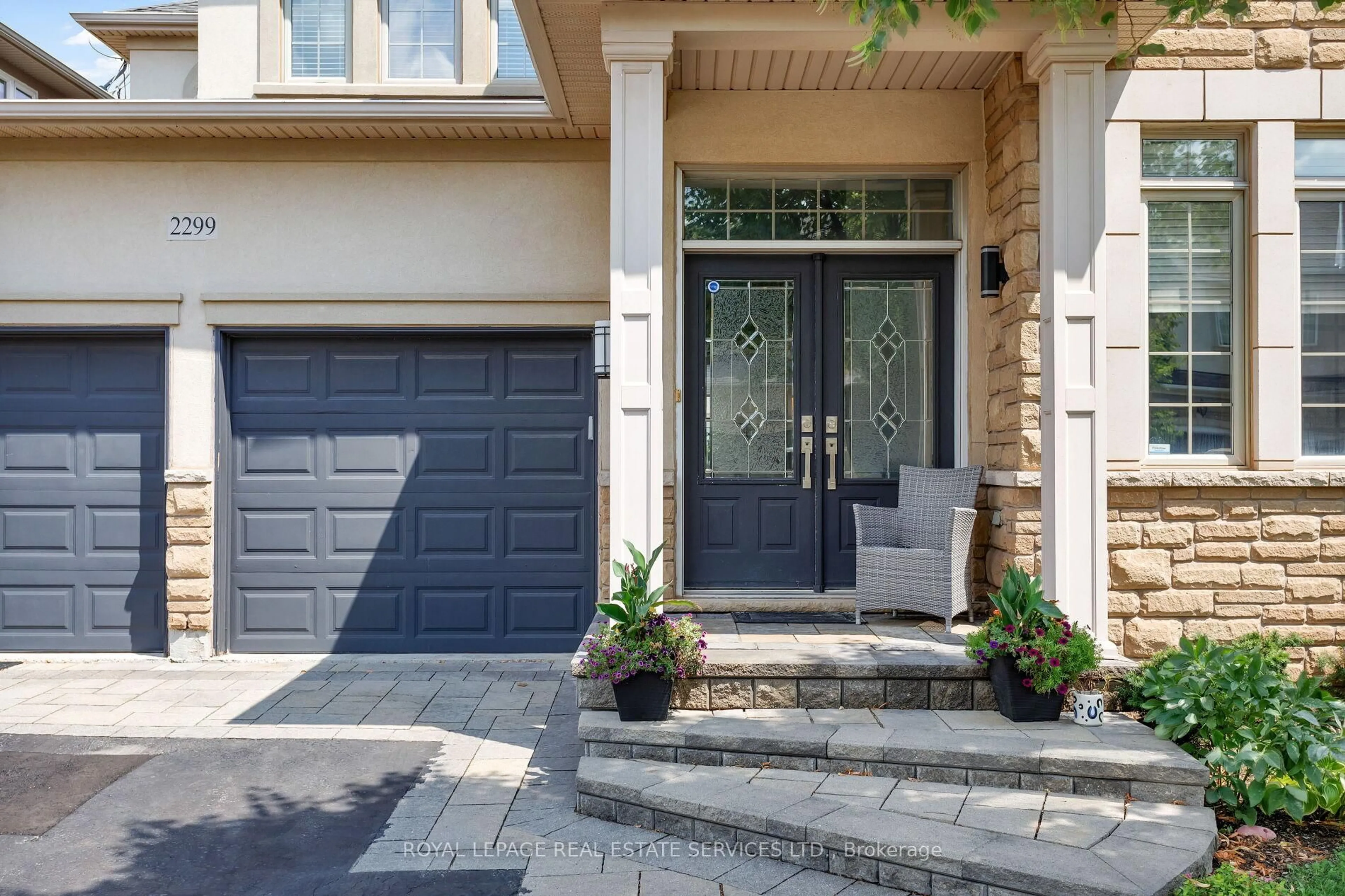 Unknown for 2299 Millstone Dr, Oakville Ontario L6M 0H1