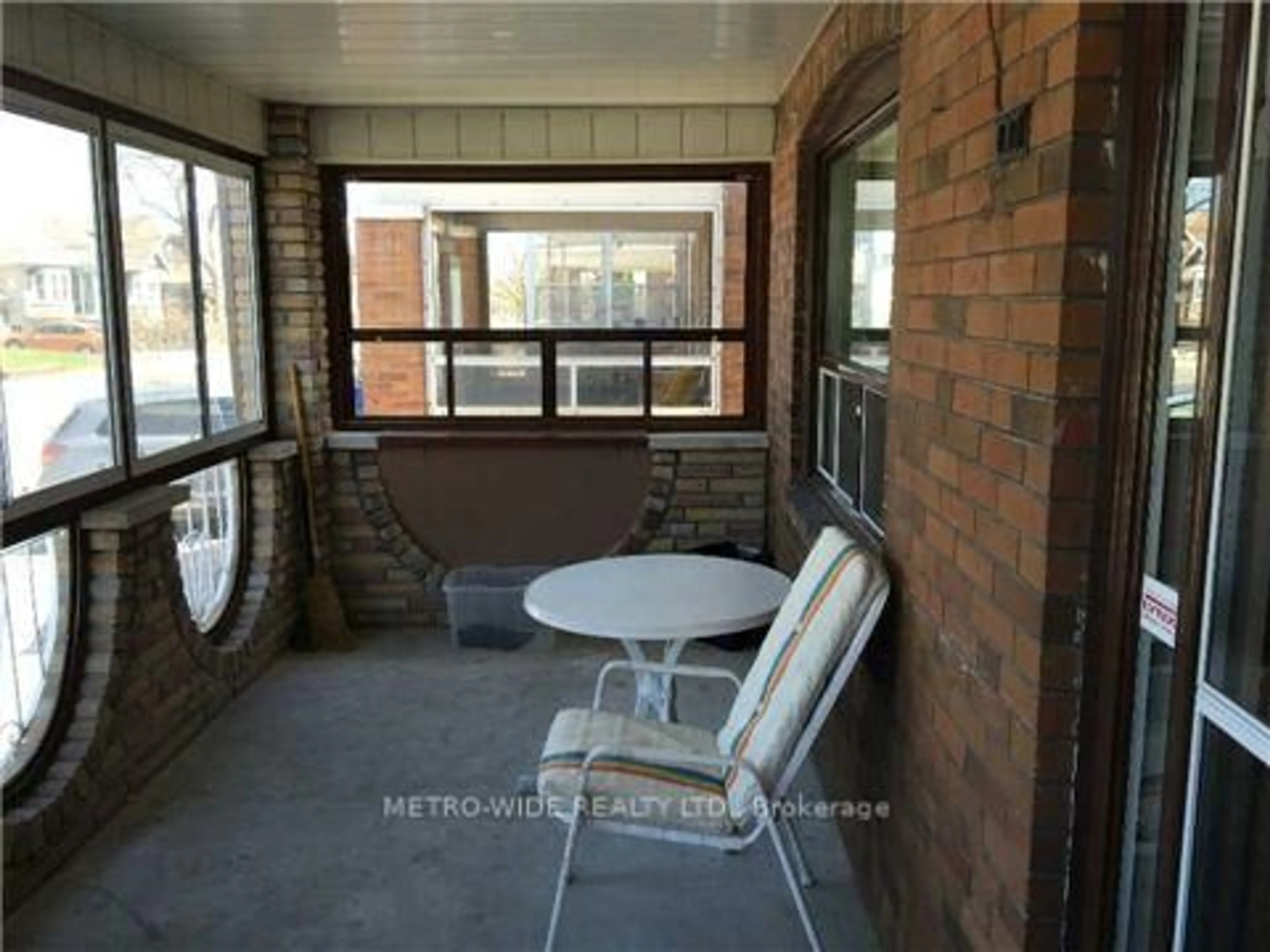 Patio, unknown for 33 Bowie Ave, Toronto Ontario M6E 2P2
