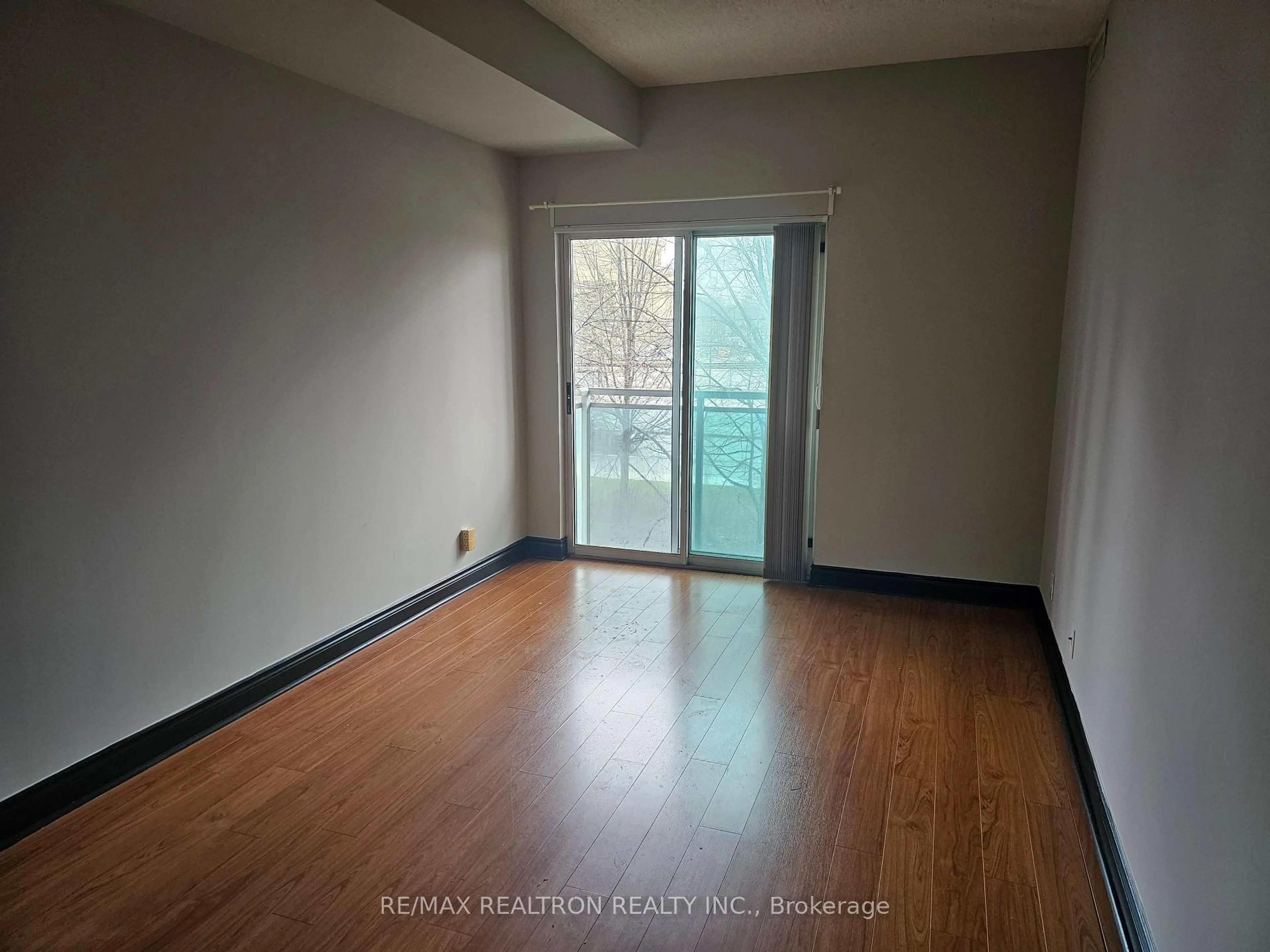 A pic of a room for 3939 Duke Of York Blvd #104, Mississauga Ontario L5B 4N2
