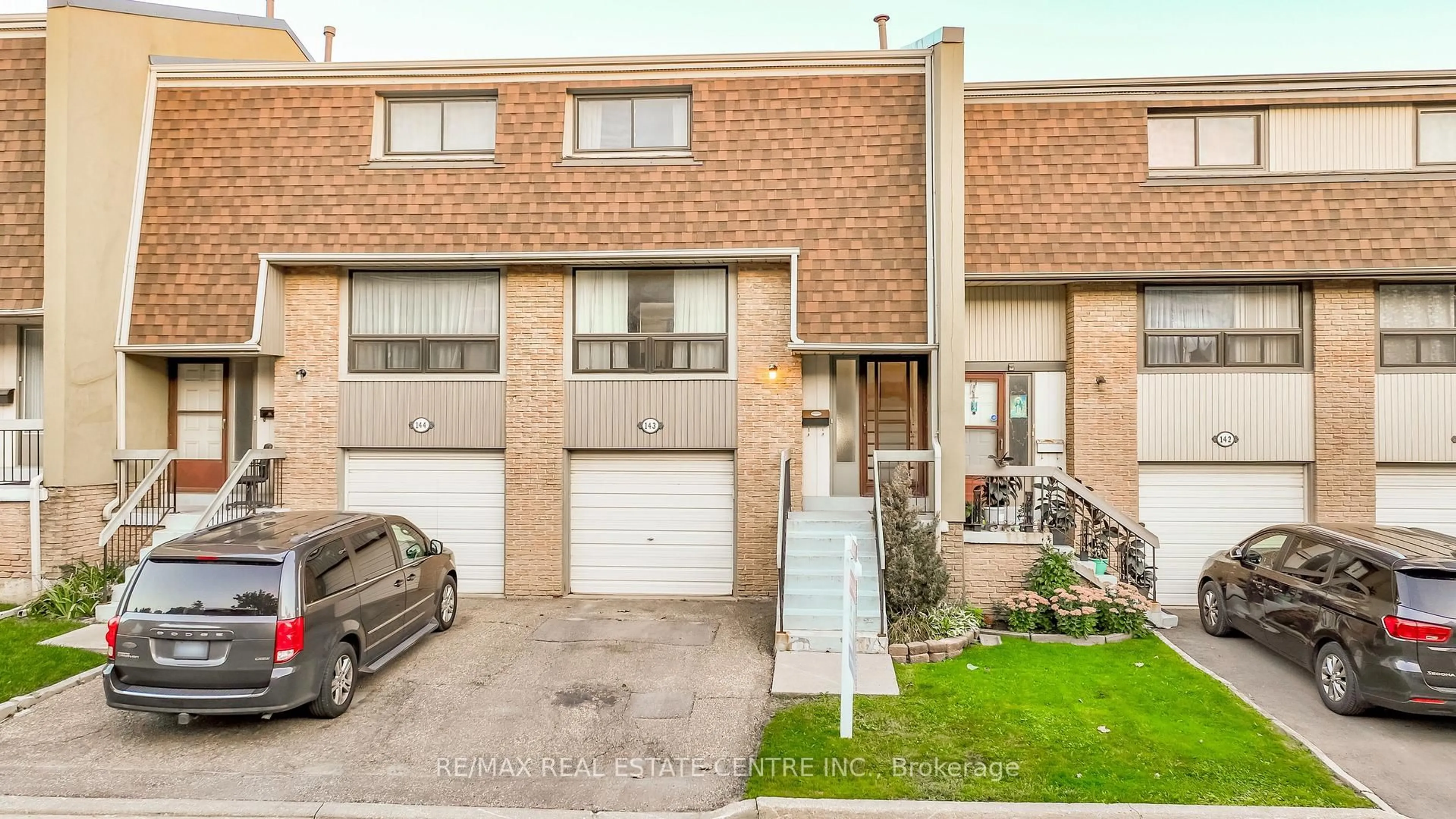 Unknown for 143 Ashton Cres #143, Brampton Ontario L6S 3J9