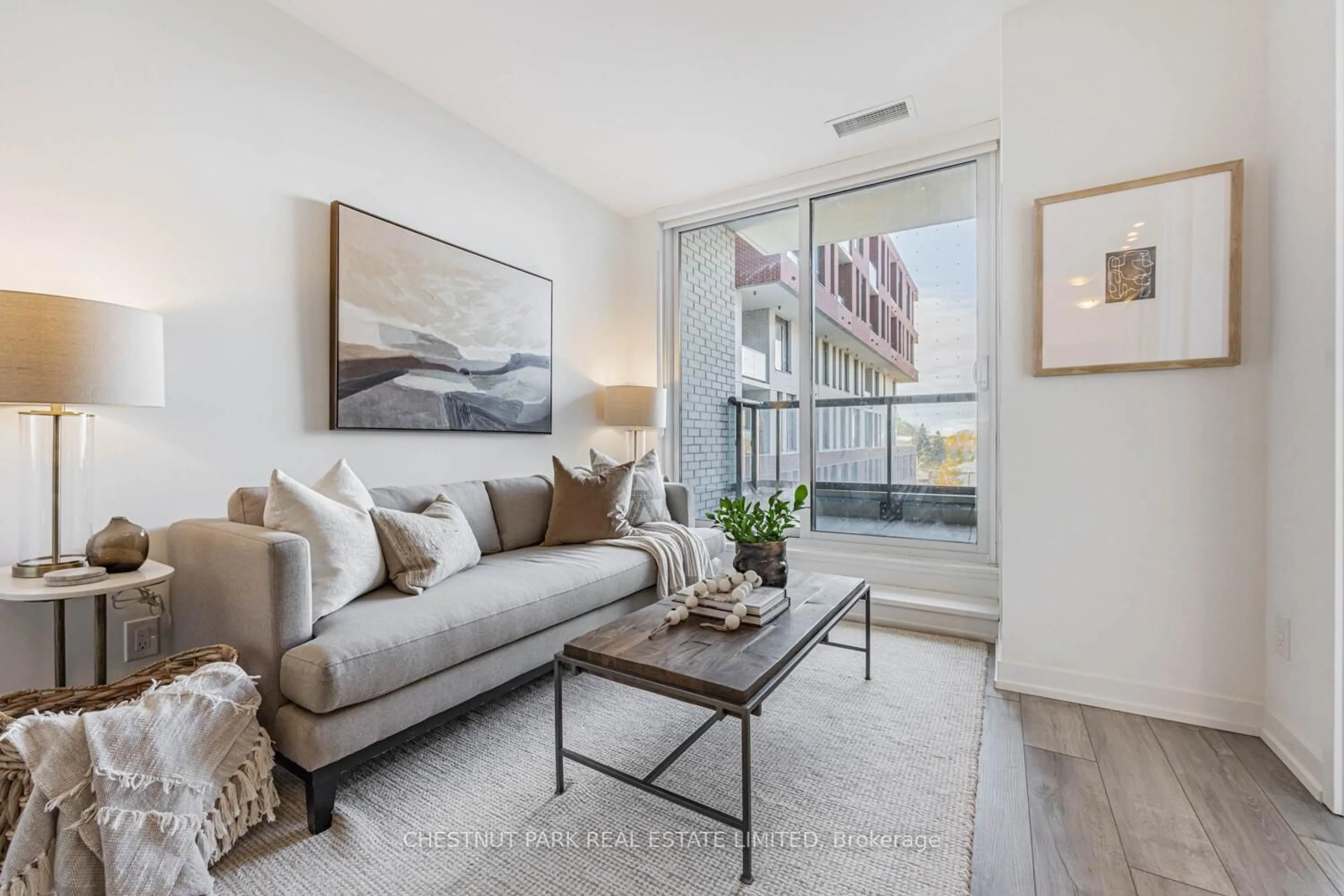 Living room with furniture, unknown for 3100 Keele St #340, Toronto Ontario M3M 0E1