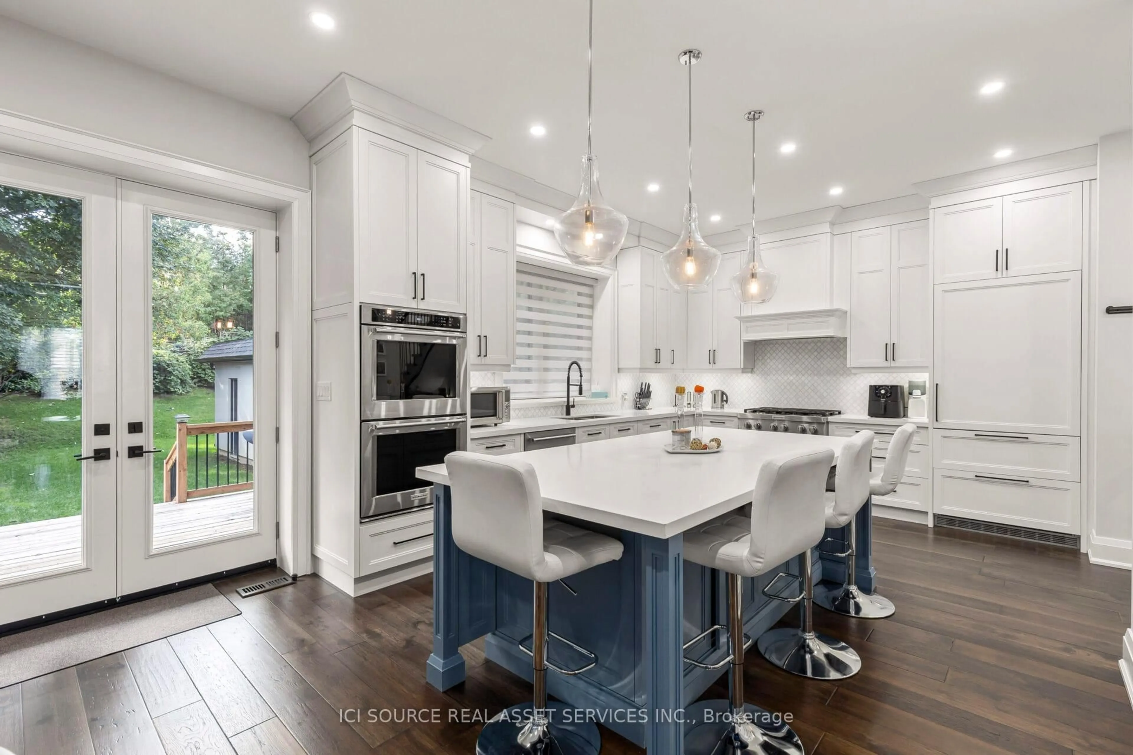 Open concept kitchen, ceramic/tile floor for 51 Cynthia Rd, Toronto Ontario M6N 2P8