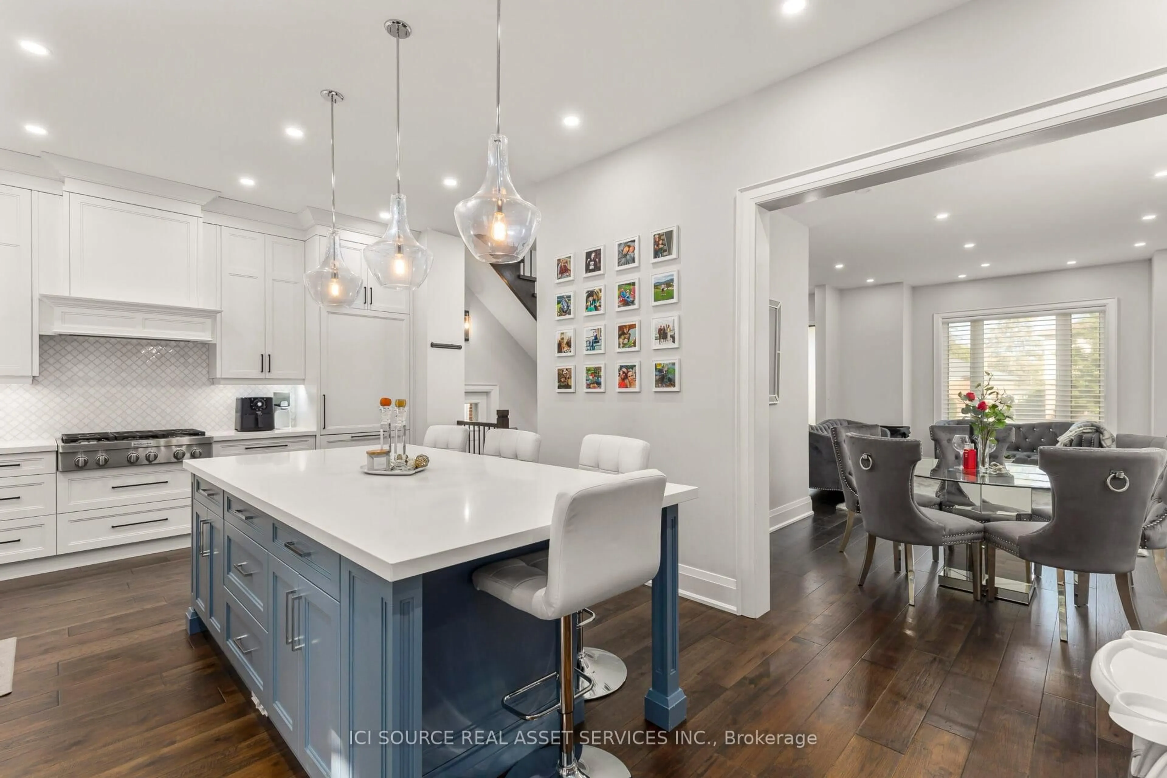 Open concept kitchen, ceramic/tile floor for 51 Cynthia Rd, Toronto Ontario M6N 2P8