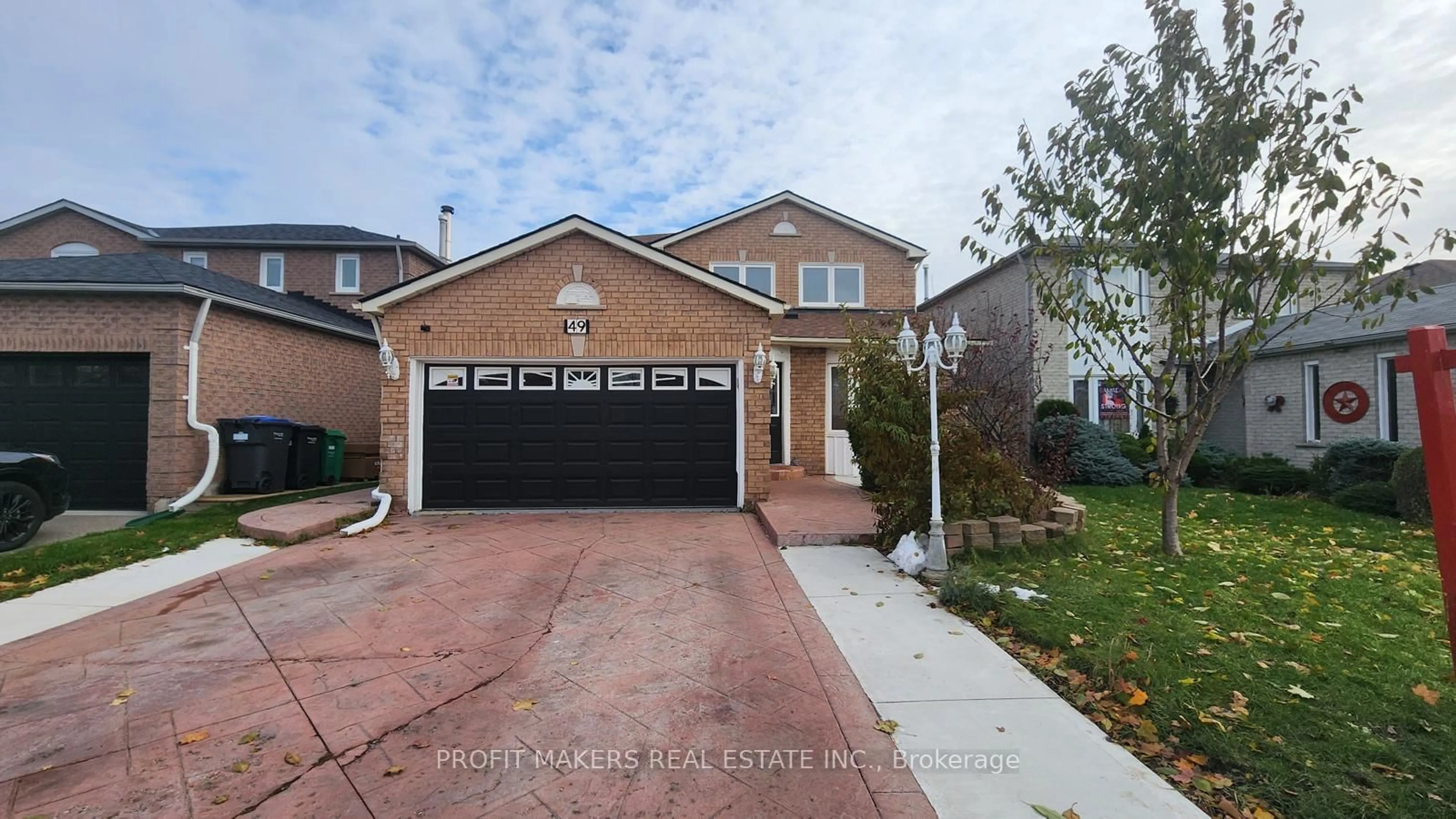 Home with brick exterior material, street for 49 Horsham St, Brampton Ontario L6S 3R4