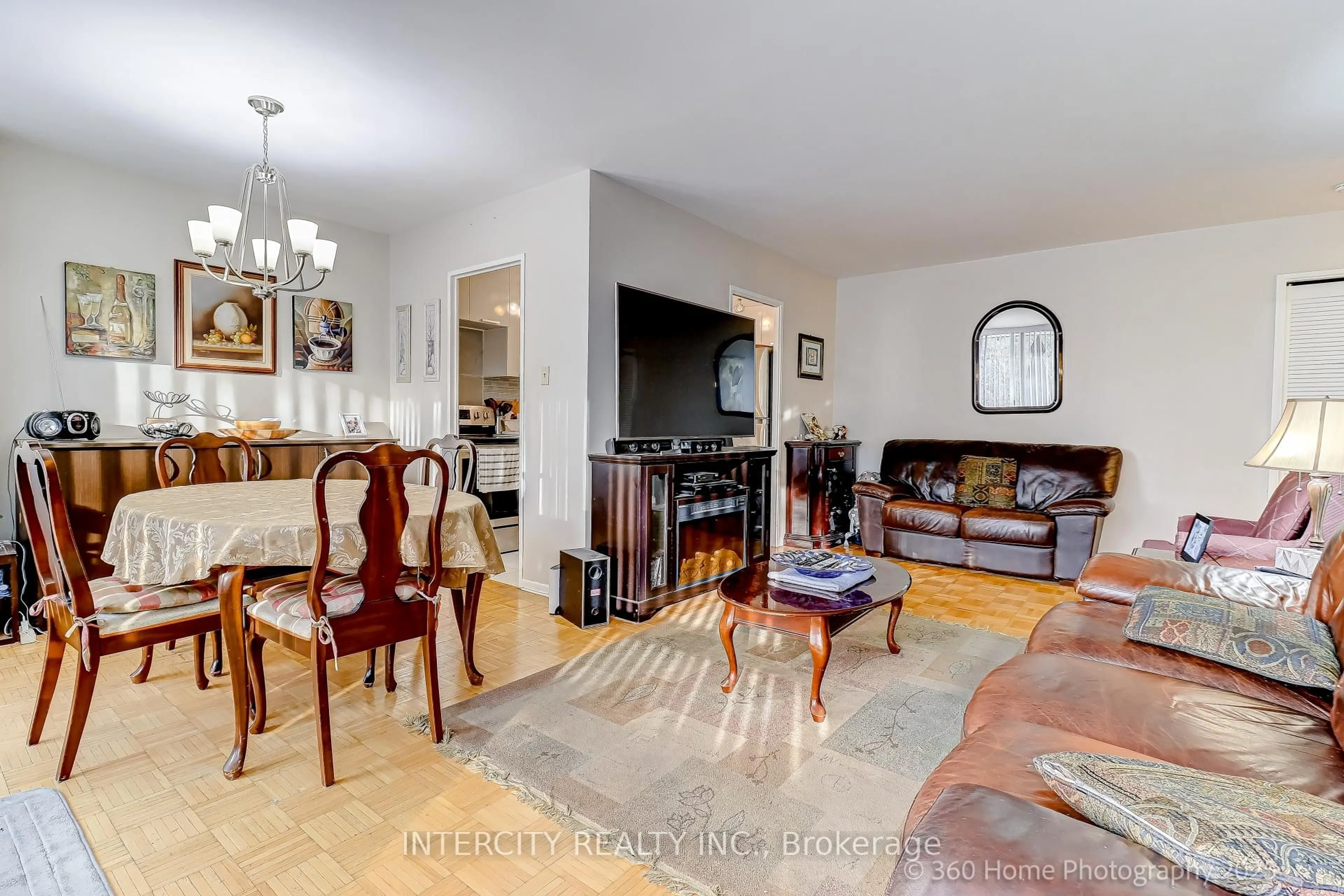 Living room with furniture, unknown for 24 Four Winds Dr #314, Toronto Ontario M3J 1K8