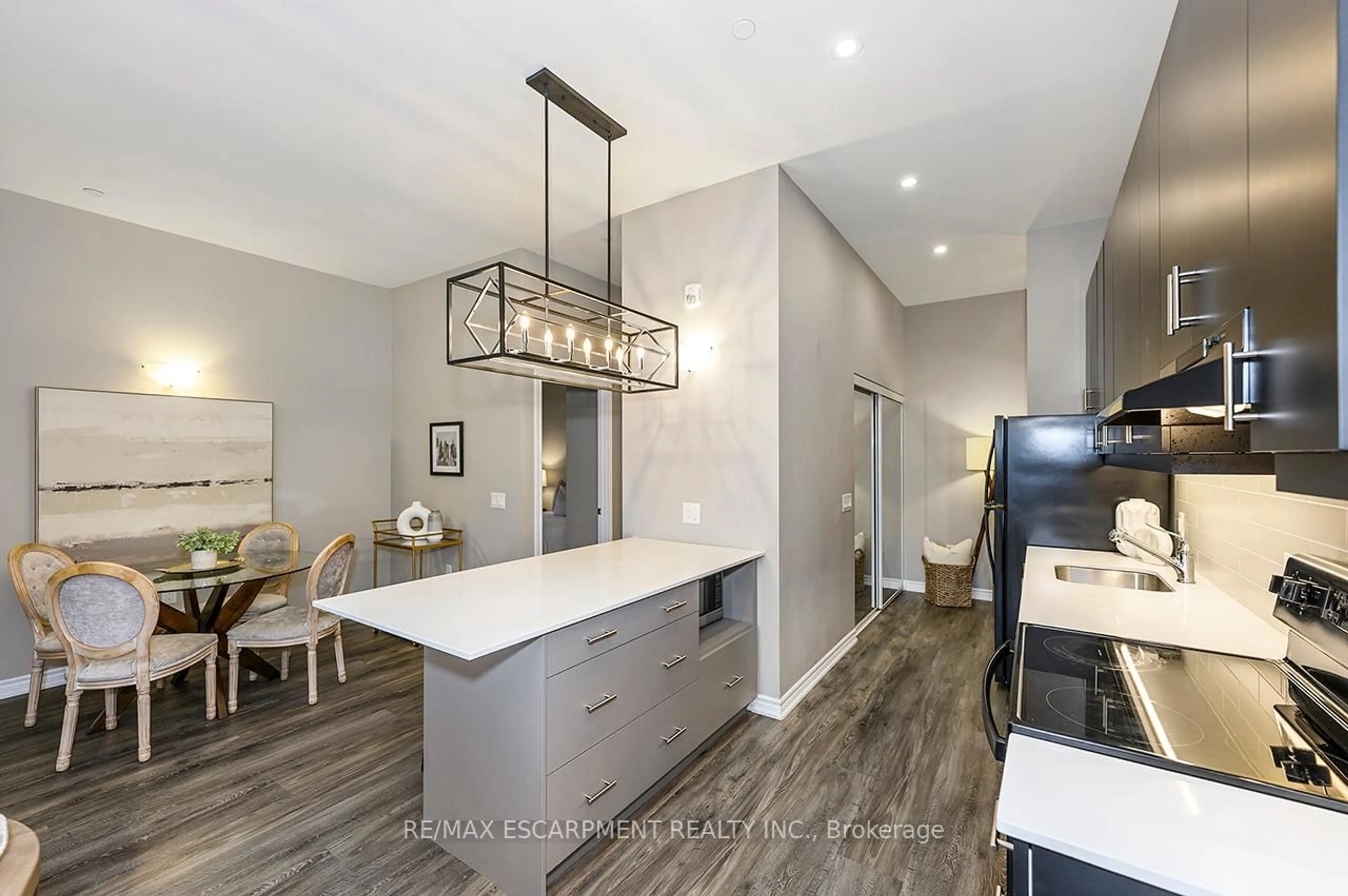 Open concept kitchen, unknown for 716 Main St #1101, Milton Ontario L9T 3P6