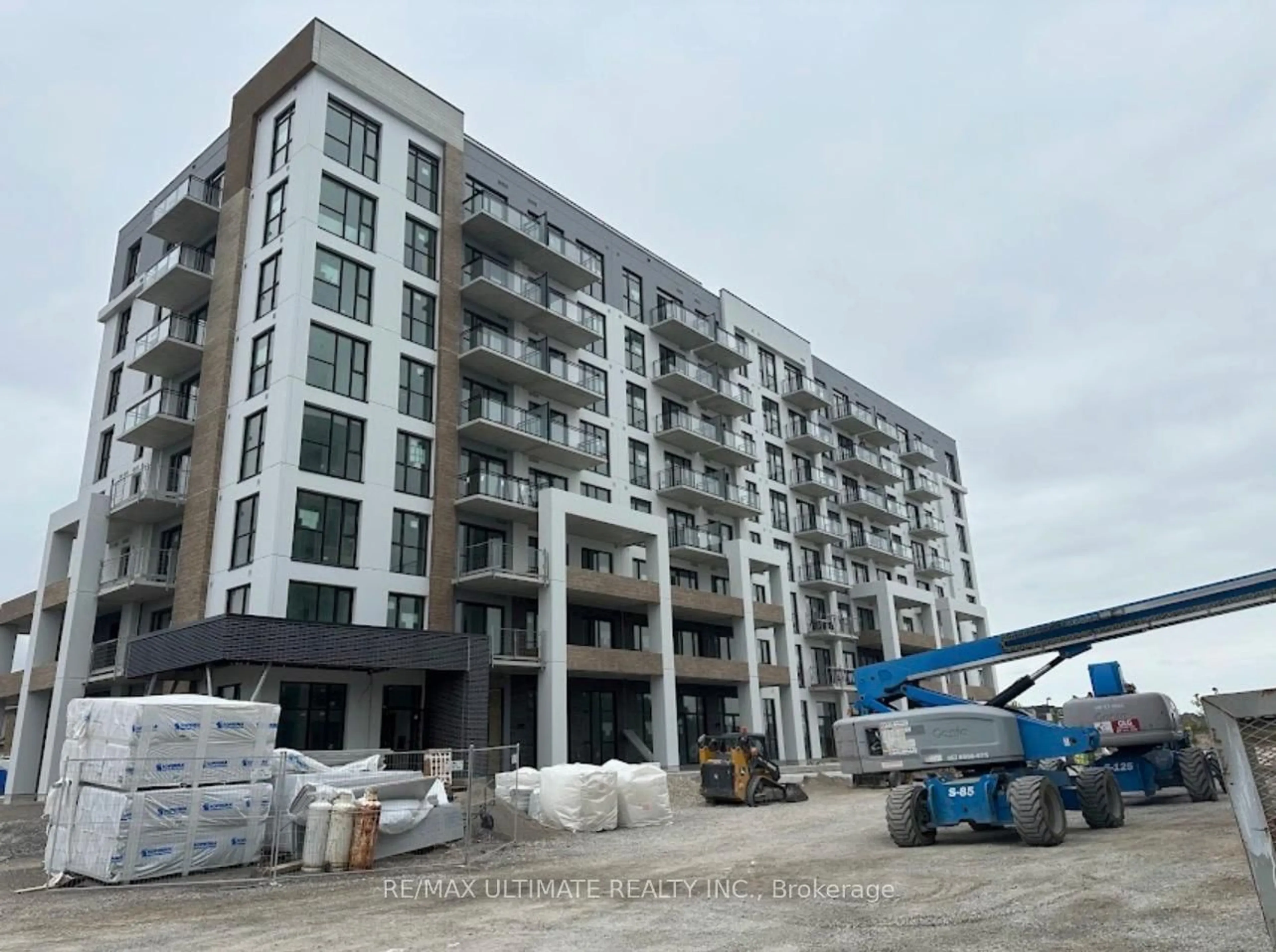 A pic of a room for 750 Whitlock Ave #703, Milton Ontario L9E 1S2