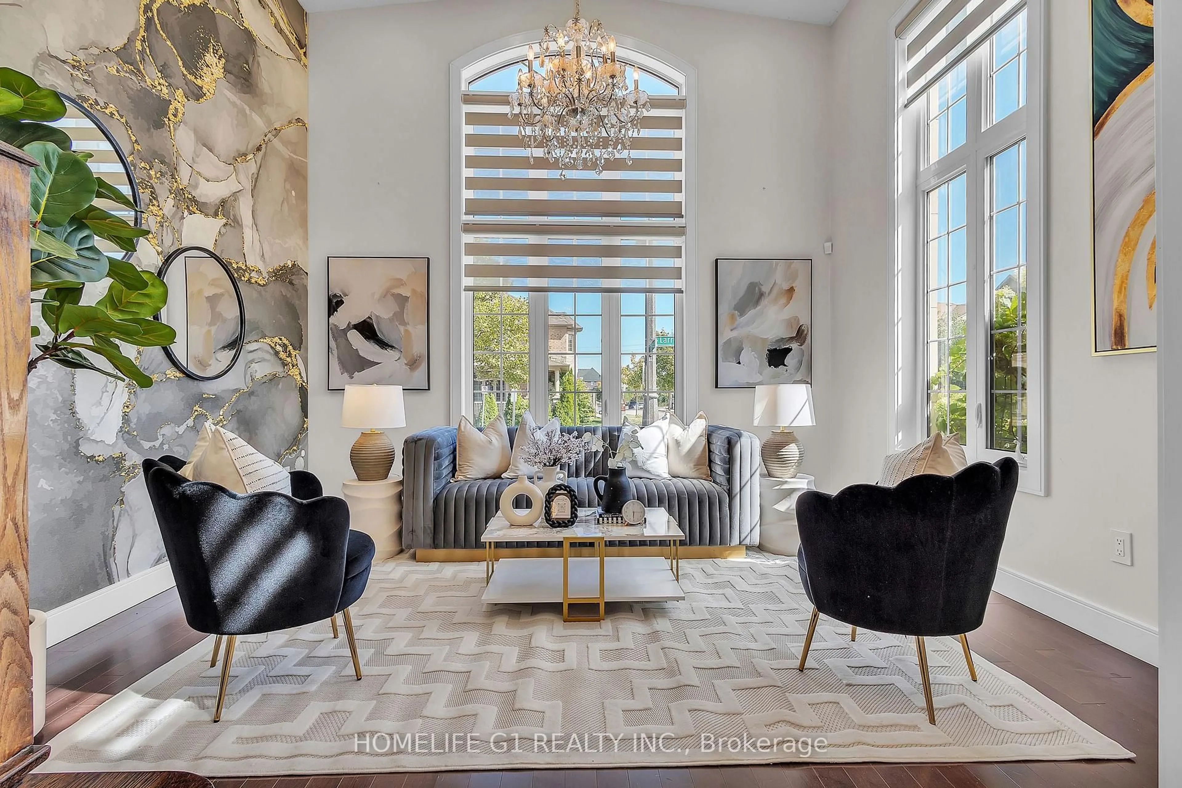 Living room with furniture, unknown for 29 Sixteen Mile Dr, Oakville Ontario L6M 0S8