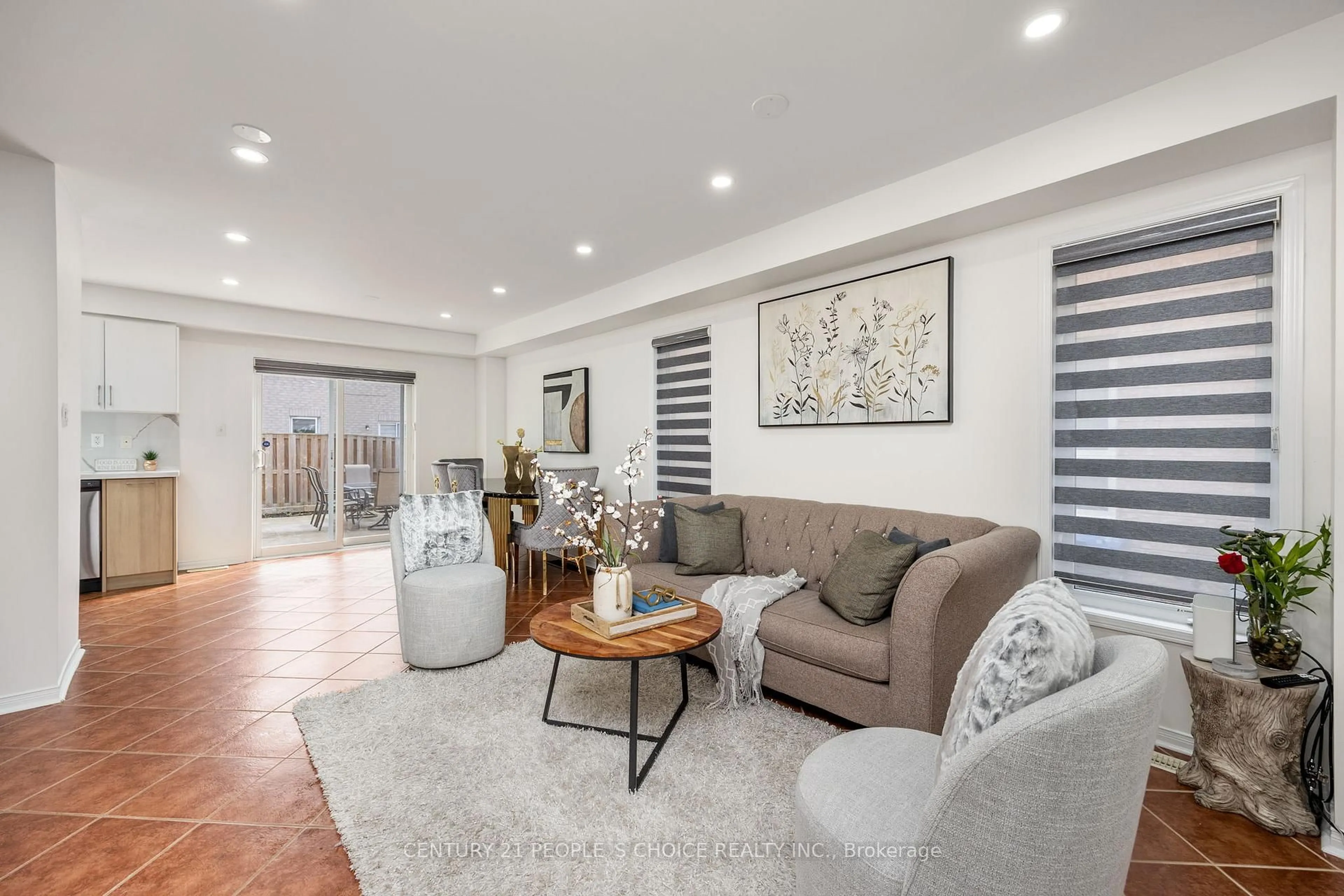 Living room with furniture, unknown for 25 Trumpet Valley Blvd, Brampton Ontario L7A 3P4