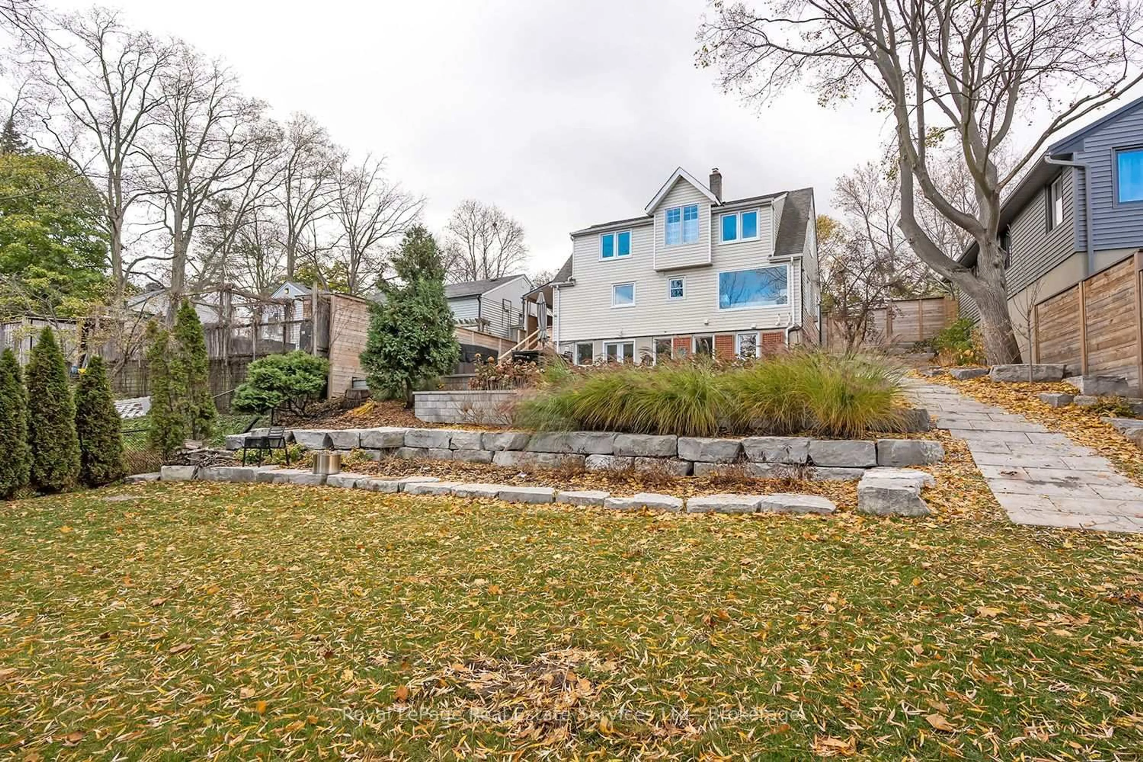 Unknown for 75 Brookfield Rd, Oakville Ontario L6K 2Y8